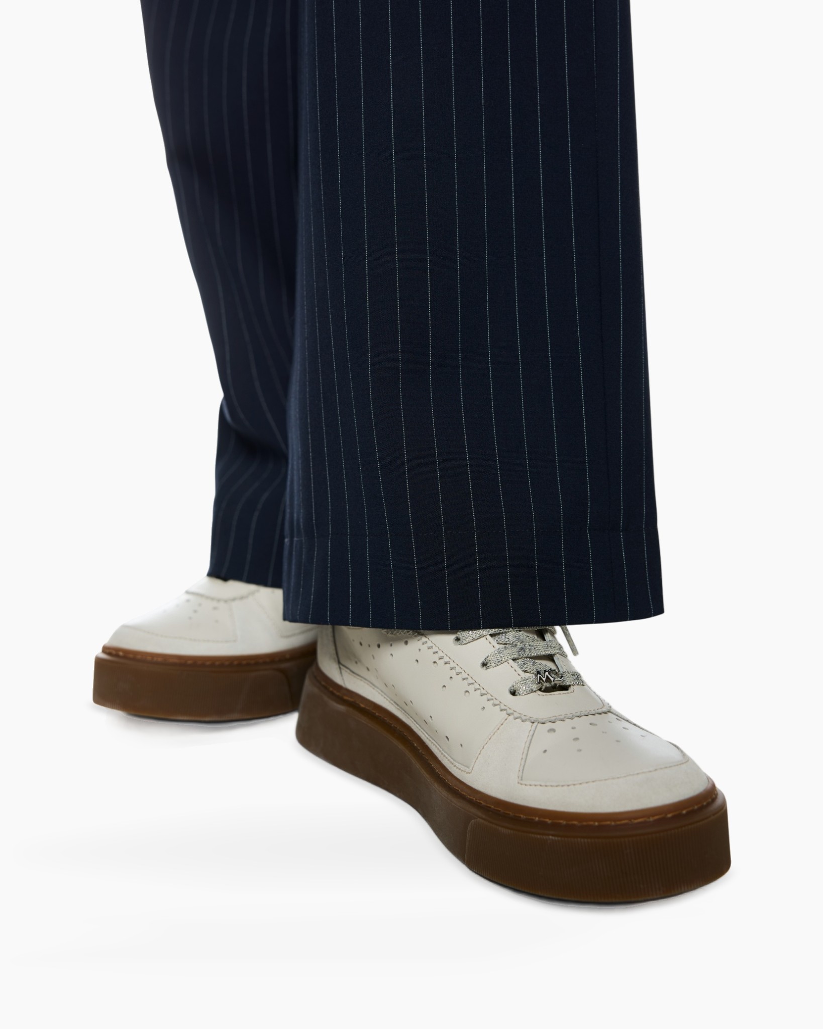 witte schoenen, wingtip, brogue, veters, platformzool