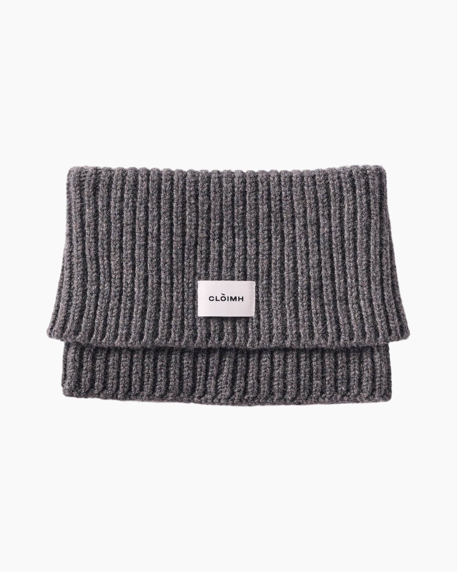 gebreide sjaal, grijze sjaal, ribbelkous sjaal, gevouwen sjaal, warme accessoire