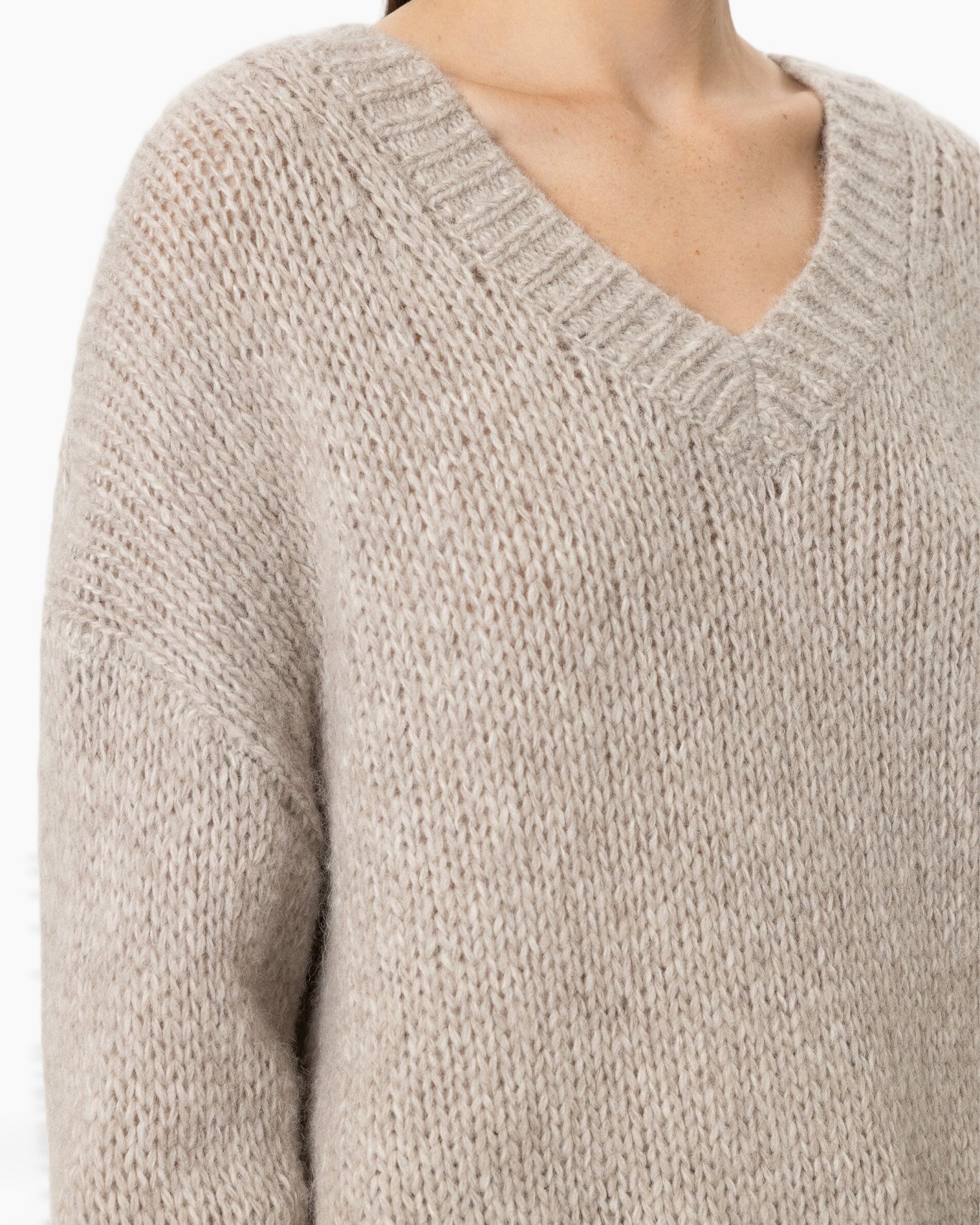 gebreide trui, beige, v-hals, dik gebreide, lange mouw