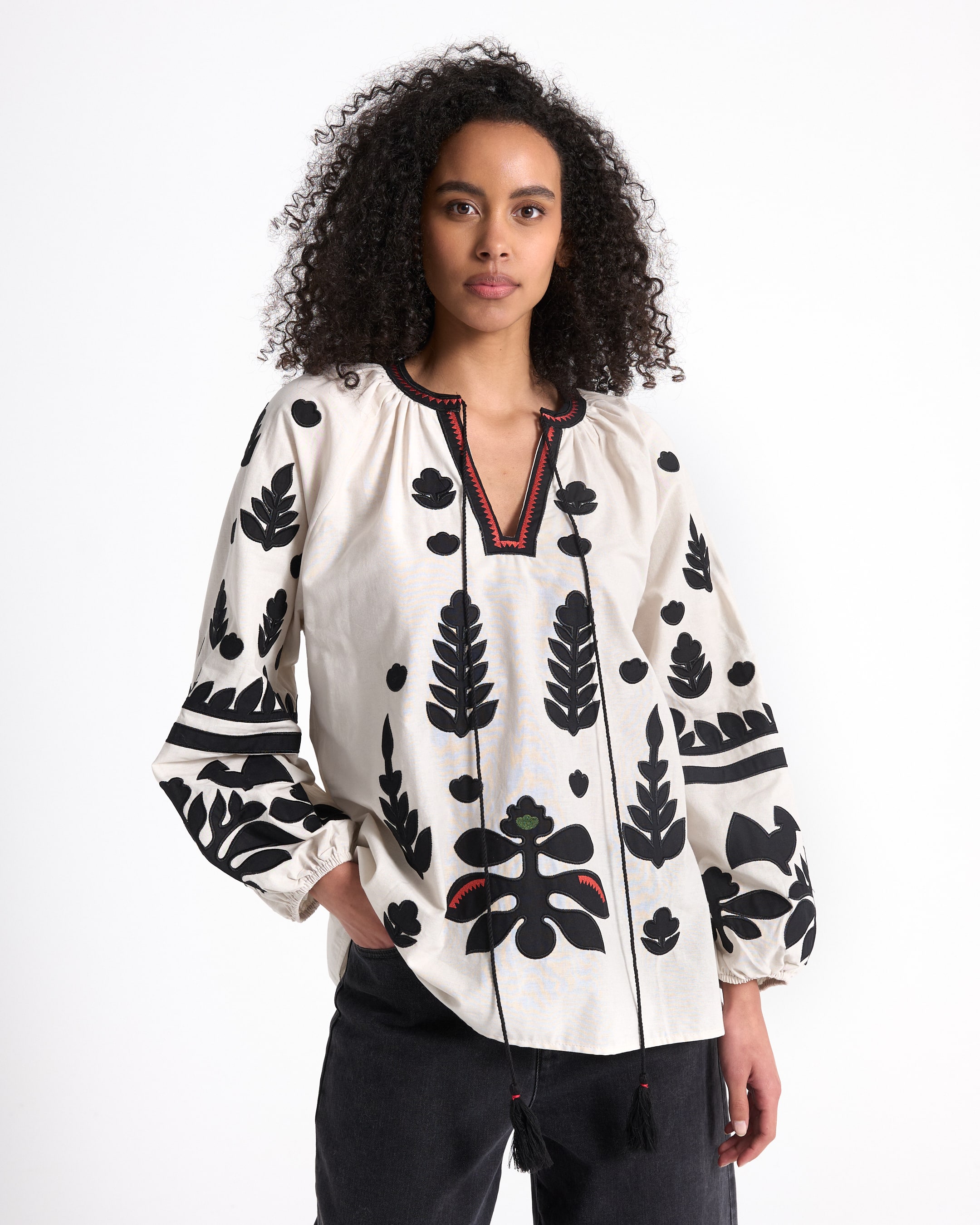 blouse, geborduurd, bloemig, peasant, lange mouw