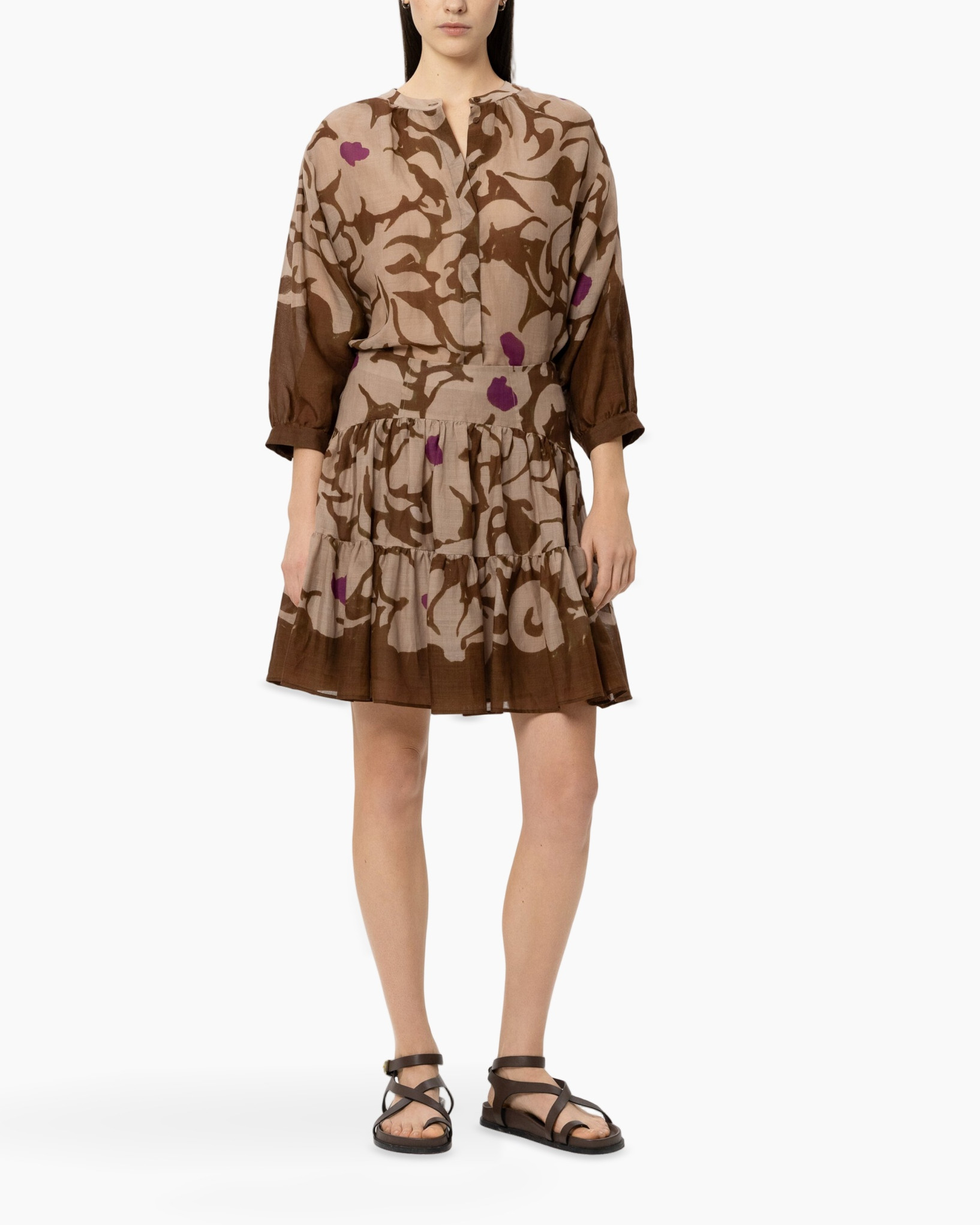 jurk, getailleerde laagjes, mini, linnen, bruin