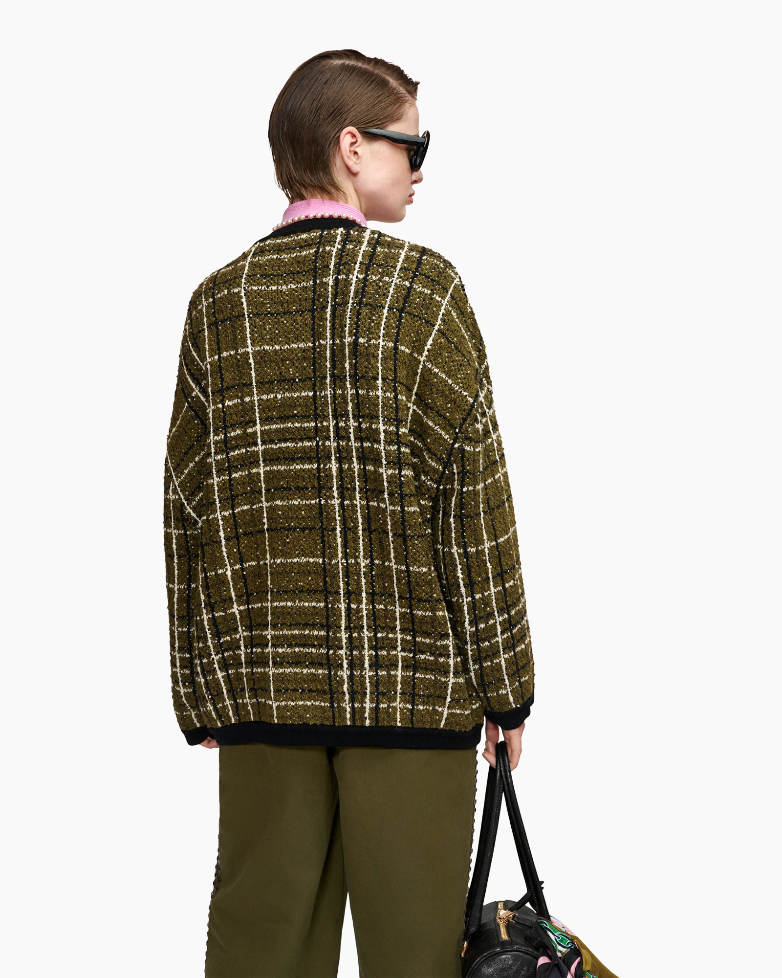 cardigan, tweed, olijfgroen, scarf, tas