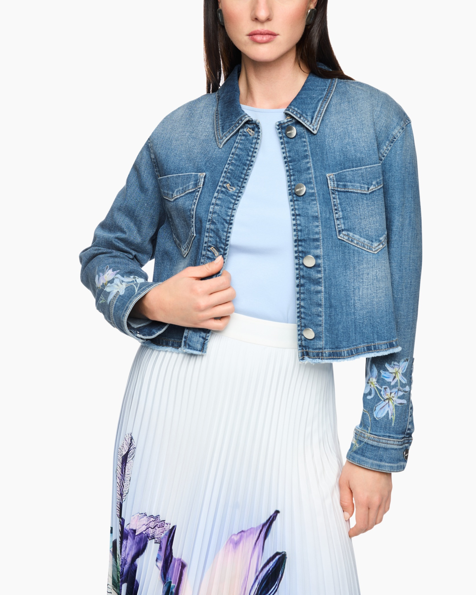 denim jacket, embroidery, blue, long sleeve, collared