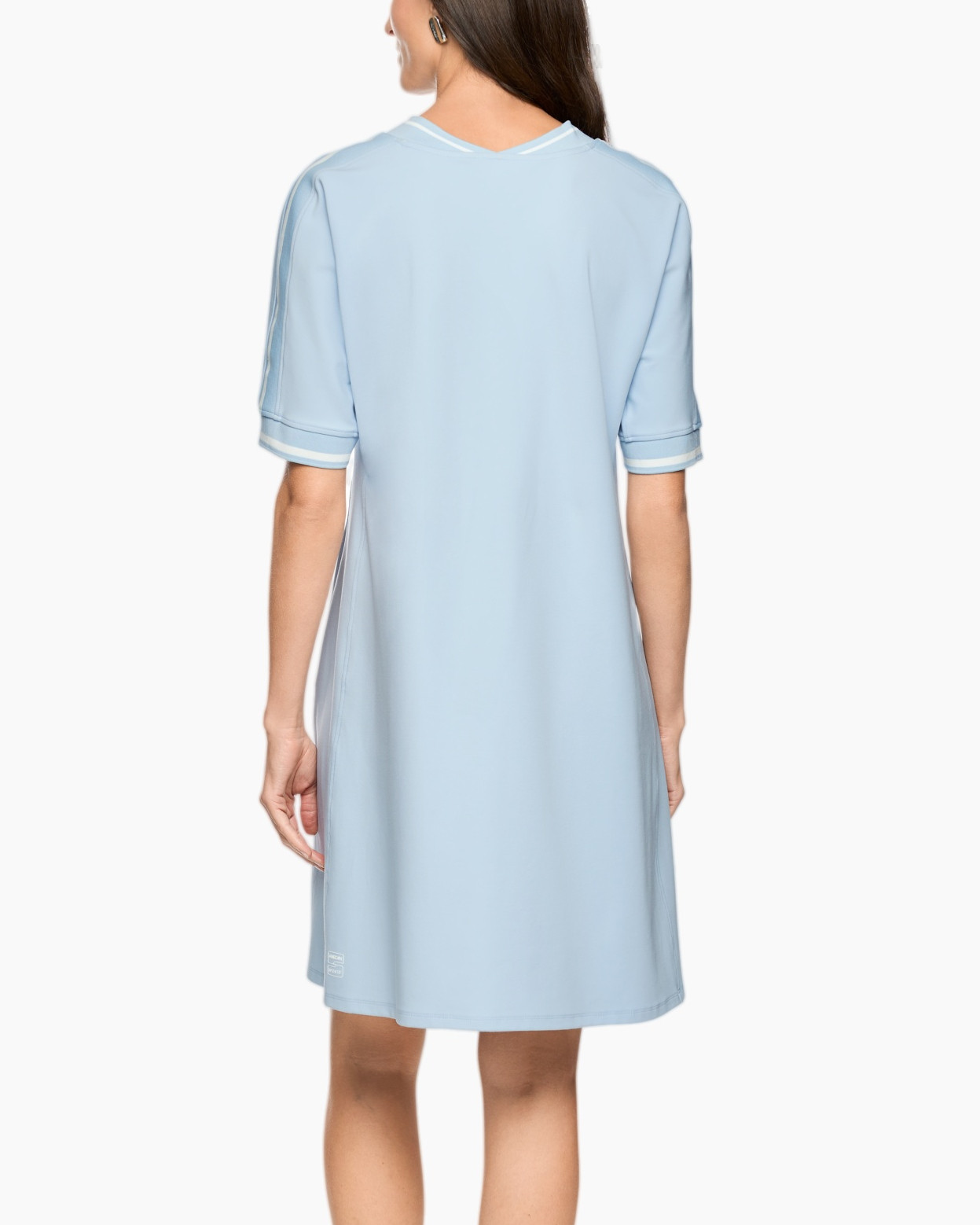 jurk, knielengte, lichtblauw, V-hals, korte mouwen