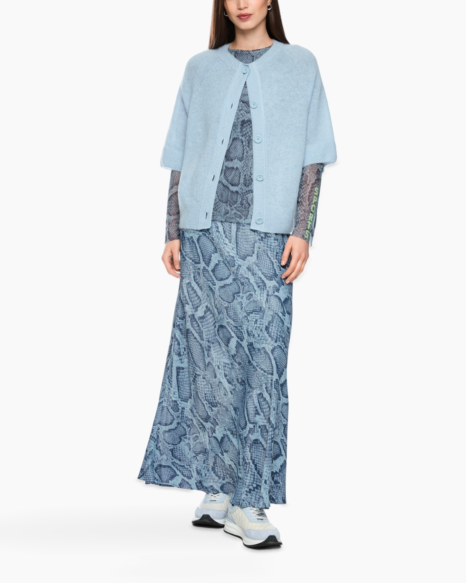 cardigan, blauw, brei, oversized, laagjes