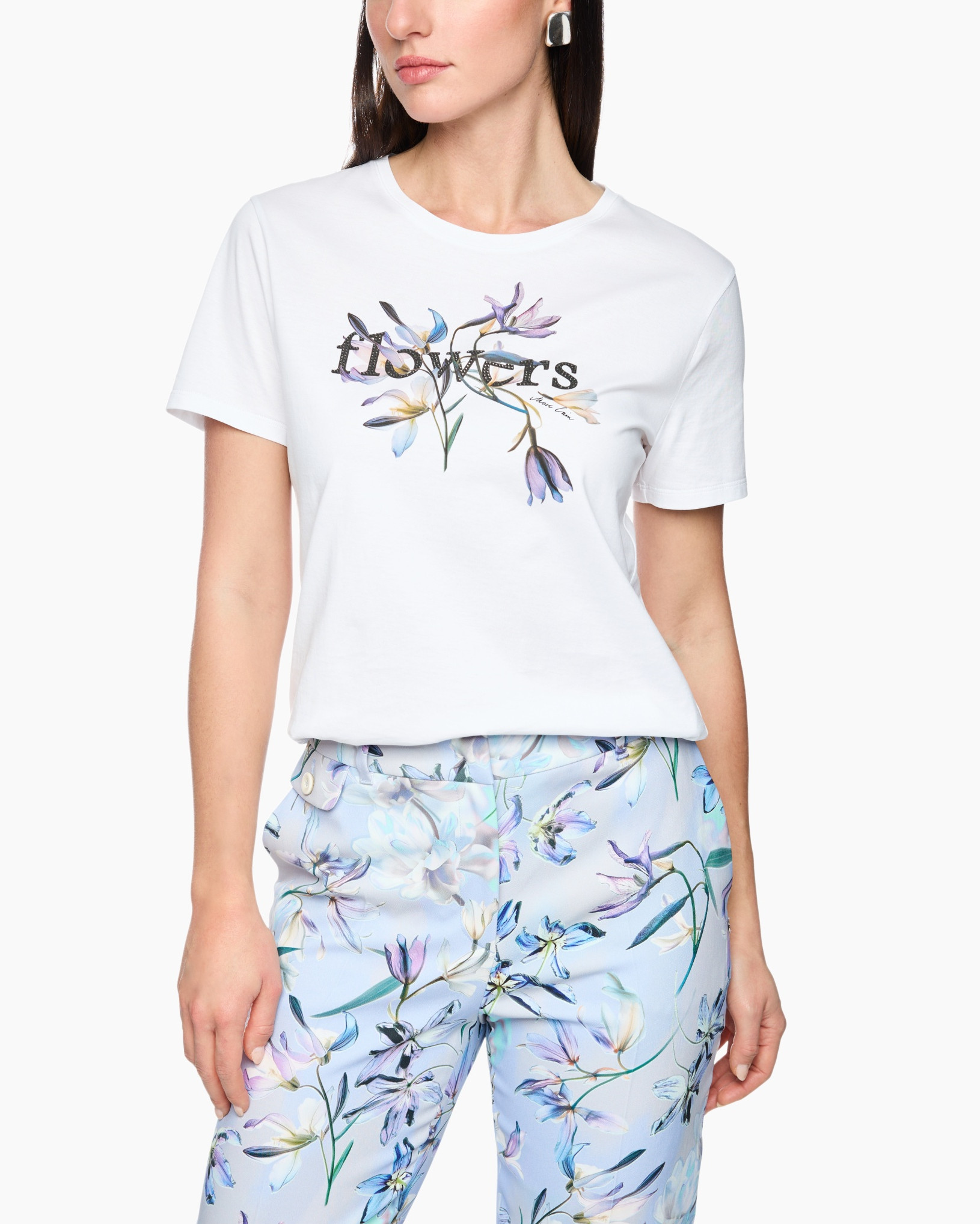 T-Shirt, Adult, Female, Person, Woman