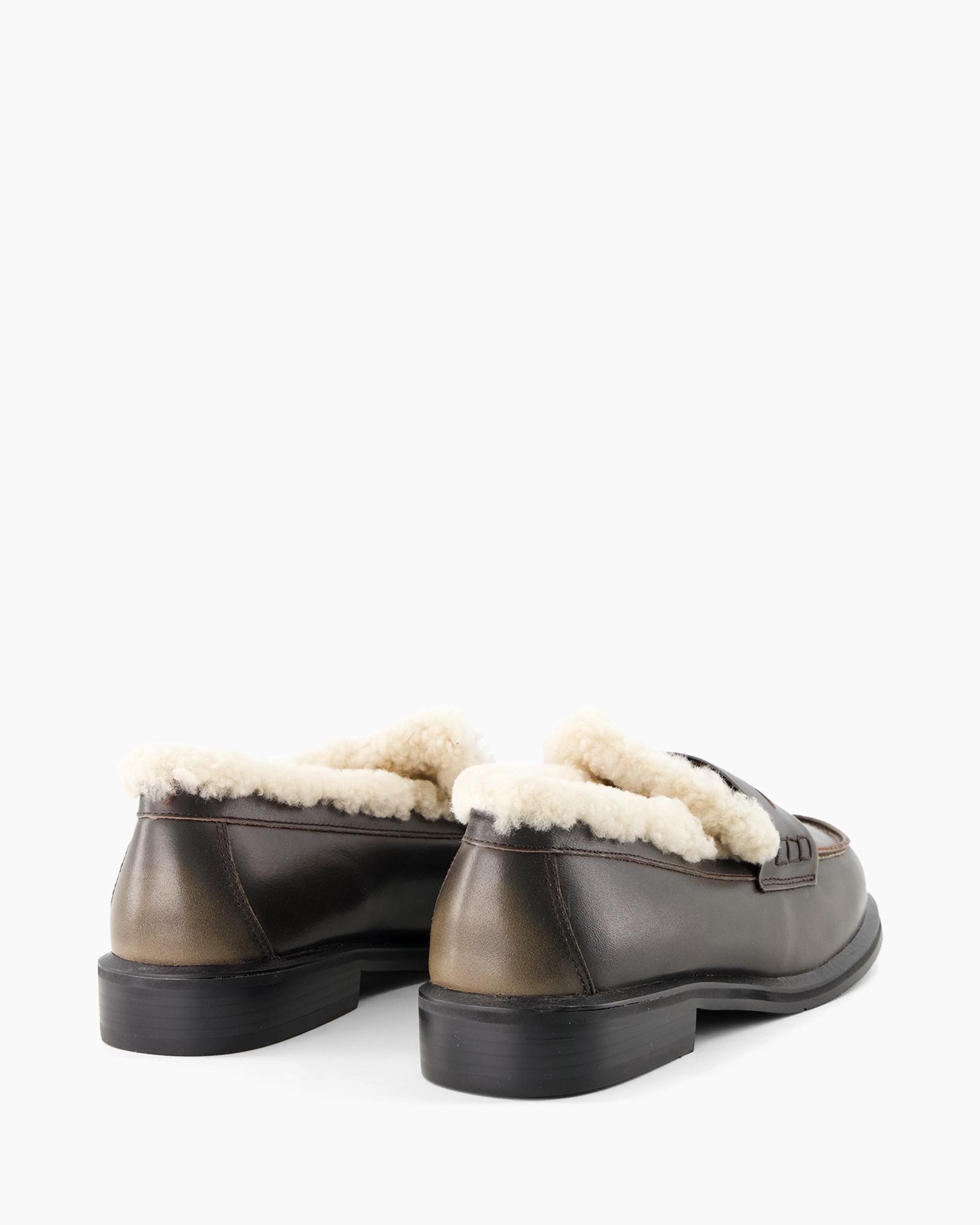 slippers, mocassins, bruin, sherpa, hak