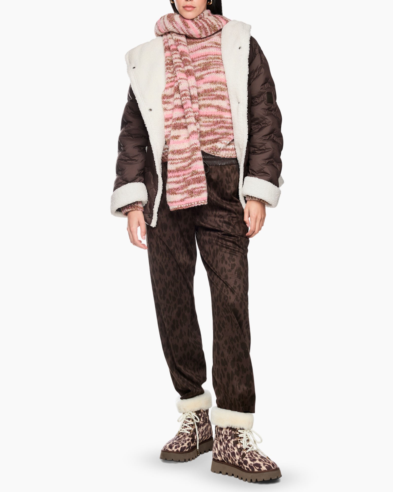 winterjas met bontvoering, shearling, bruin, leopard_print, warme sjaal