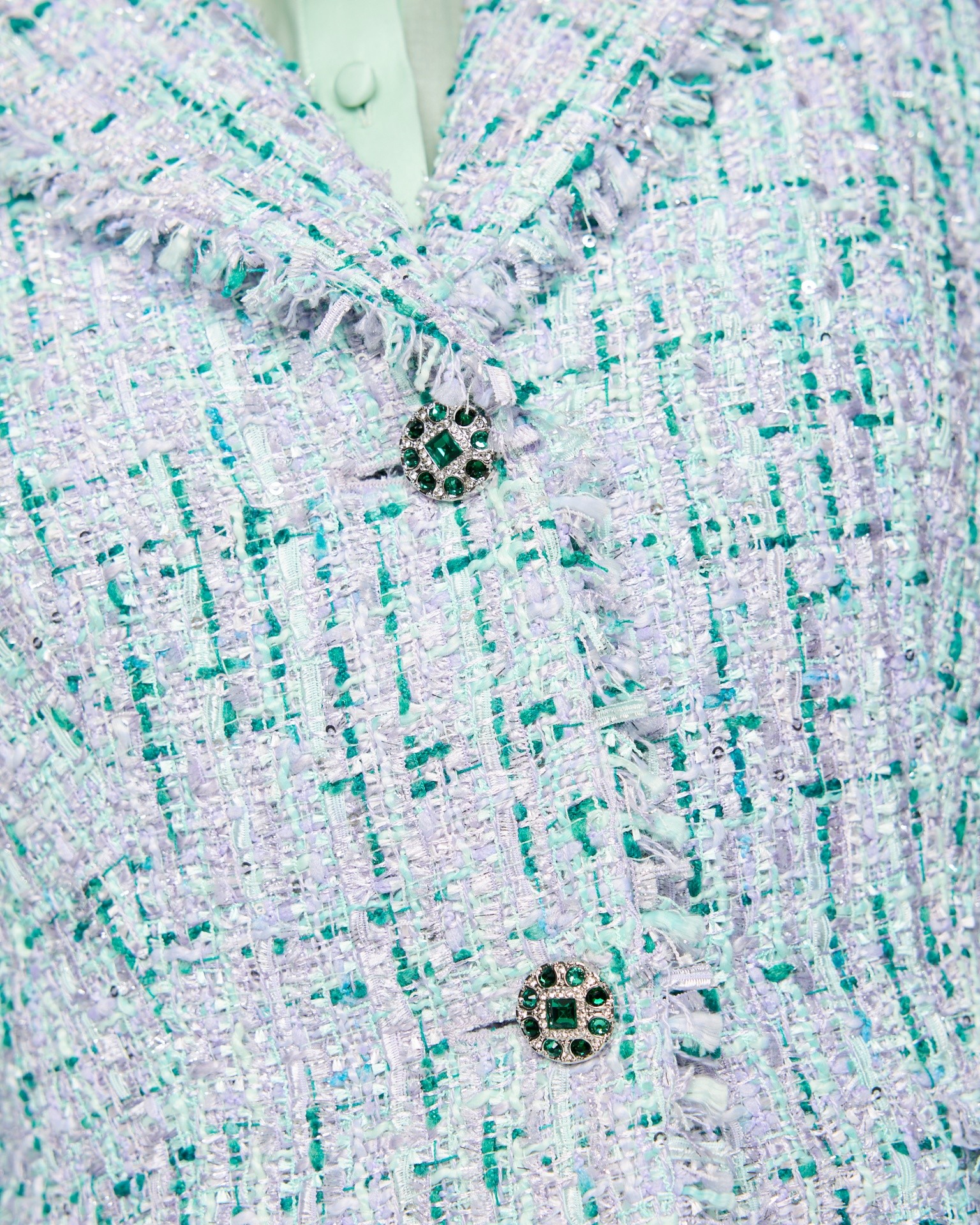 tweed, jas, knopen met edelstenen, fringes, mintgroen