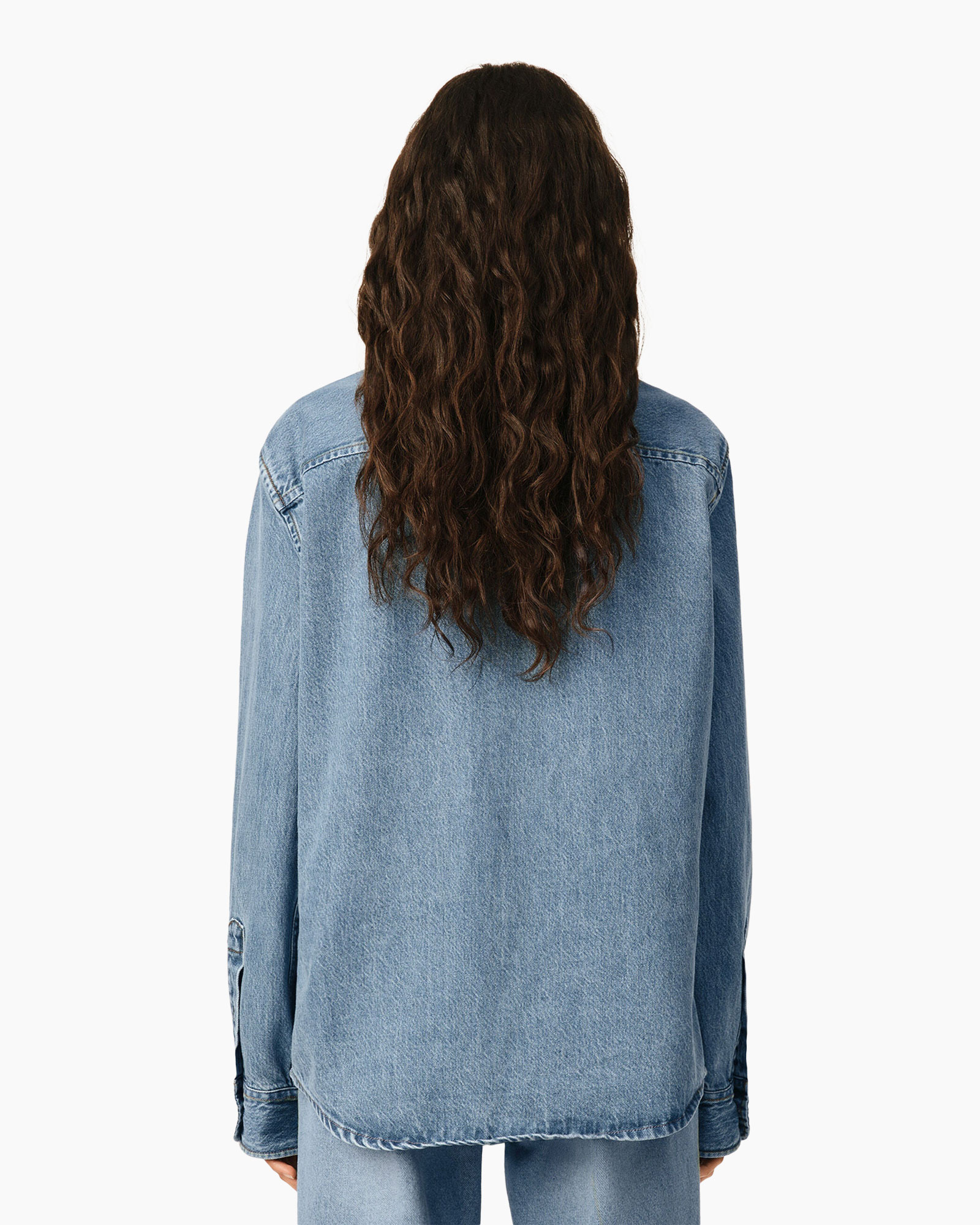 denim jas, denim jeans, sjaal, riem, zonnebril