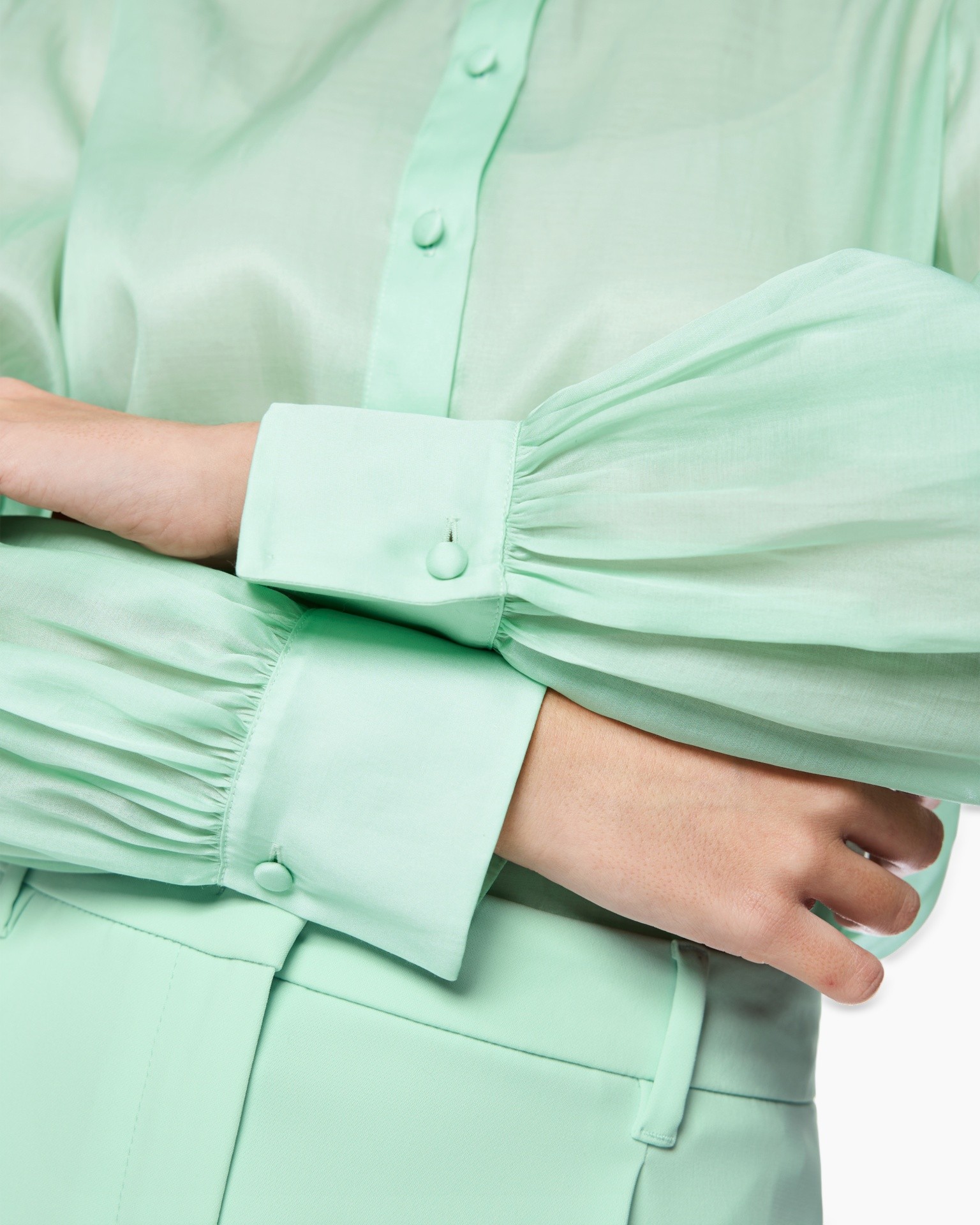 shirt, langsleng, mintgroen, knopmanchet, kraagdetail