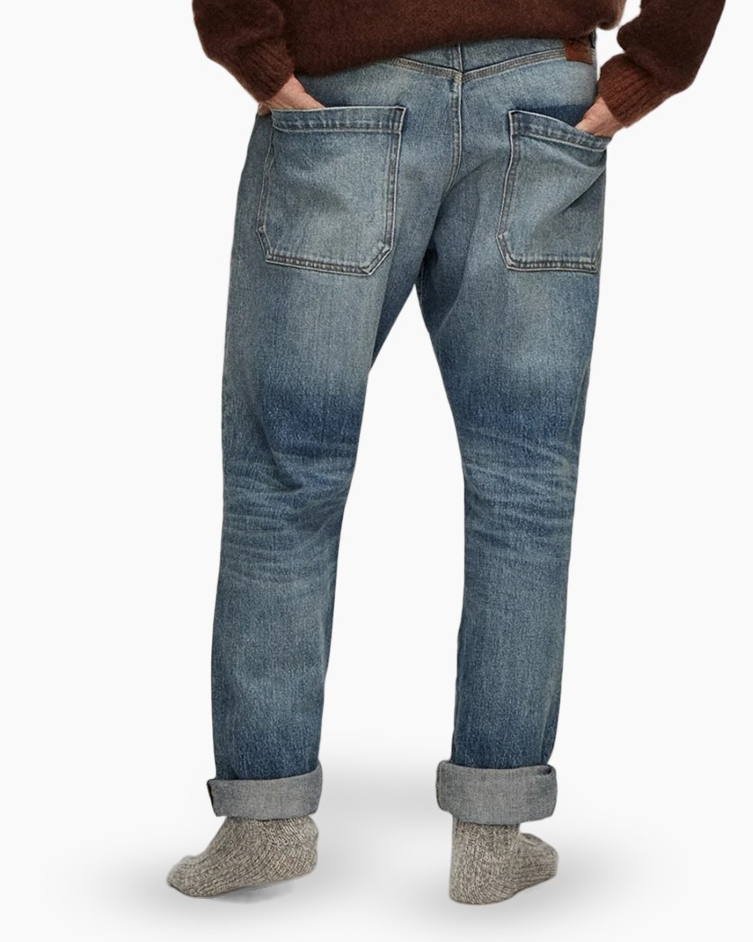 spijkerbroek, blauwe denim, rechte pijpen, gewassen effect, omgeslagen zoom