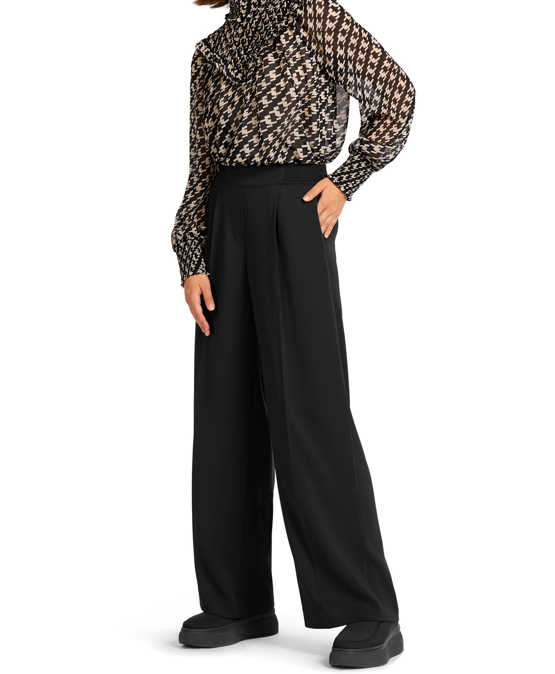 Marccain Collectie Broek Uc 81.19 W56 Zwart