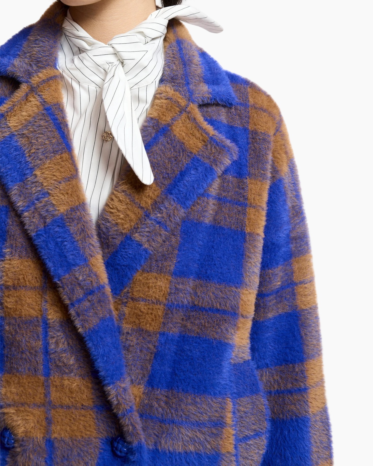 geruitekoat, vachttextuur, blauw bruin, double-breasted, kraag sjaal