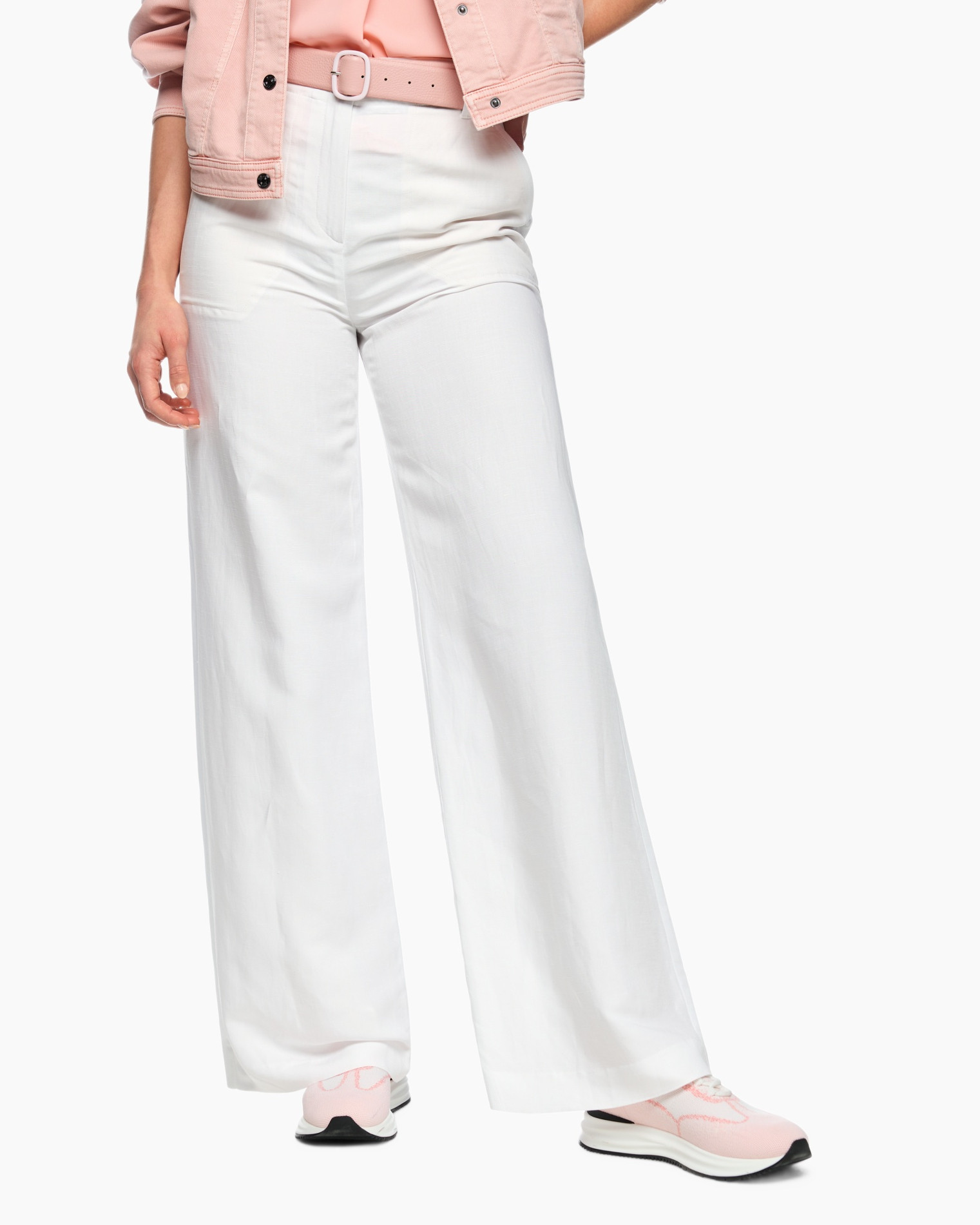 wide-leg pants, white pants, high-waisted, linen-looking, pink jacket accent