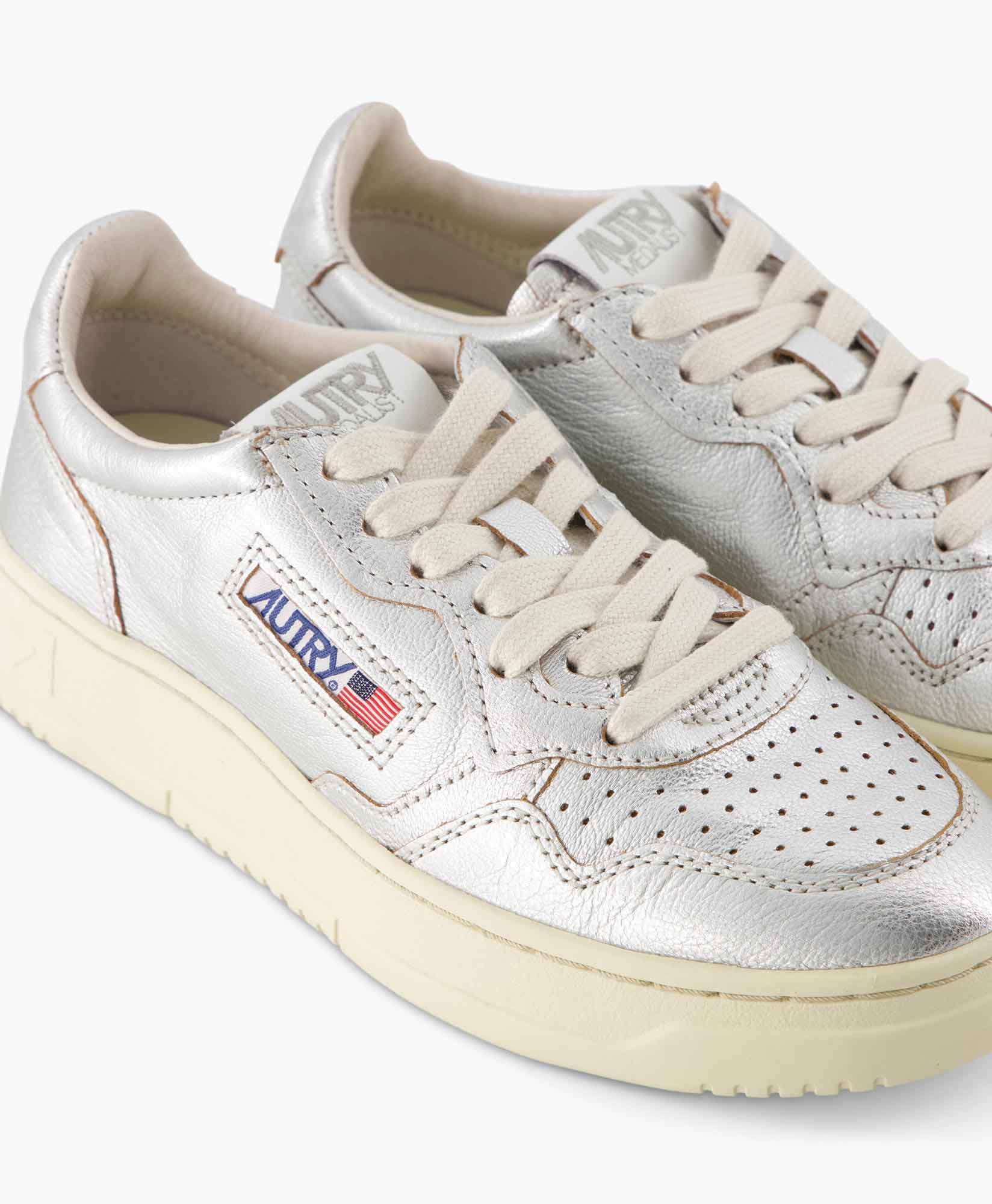 Sneaker Medalist Low Wom Zilver Sneaker Medalist Low Wom Zilver