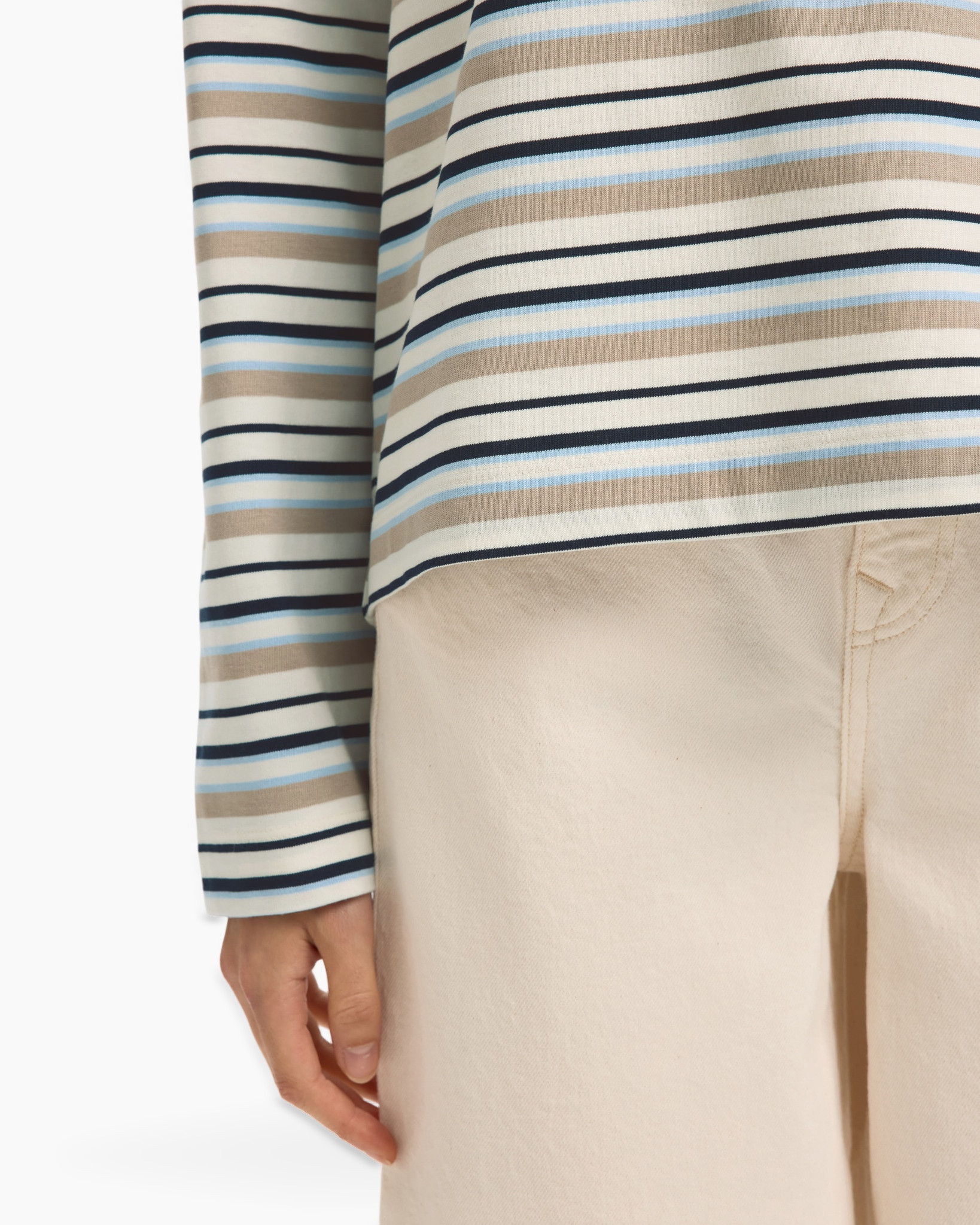 striped, long-sleeve, top, beige-pants, mid-rise