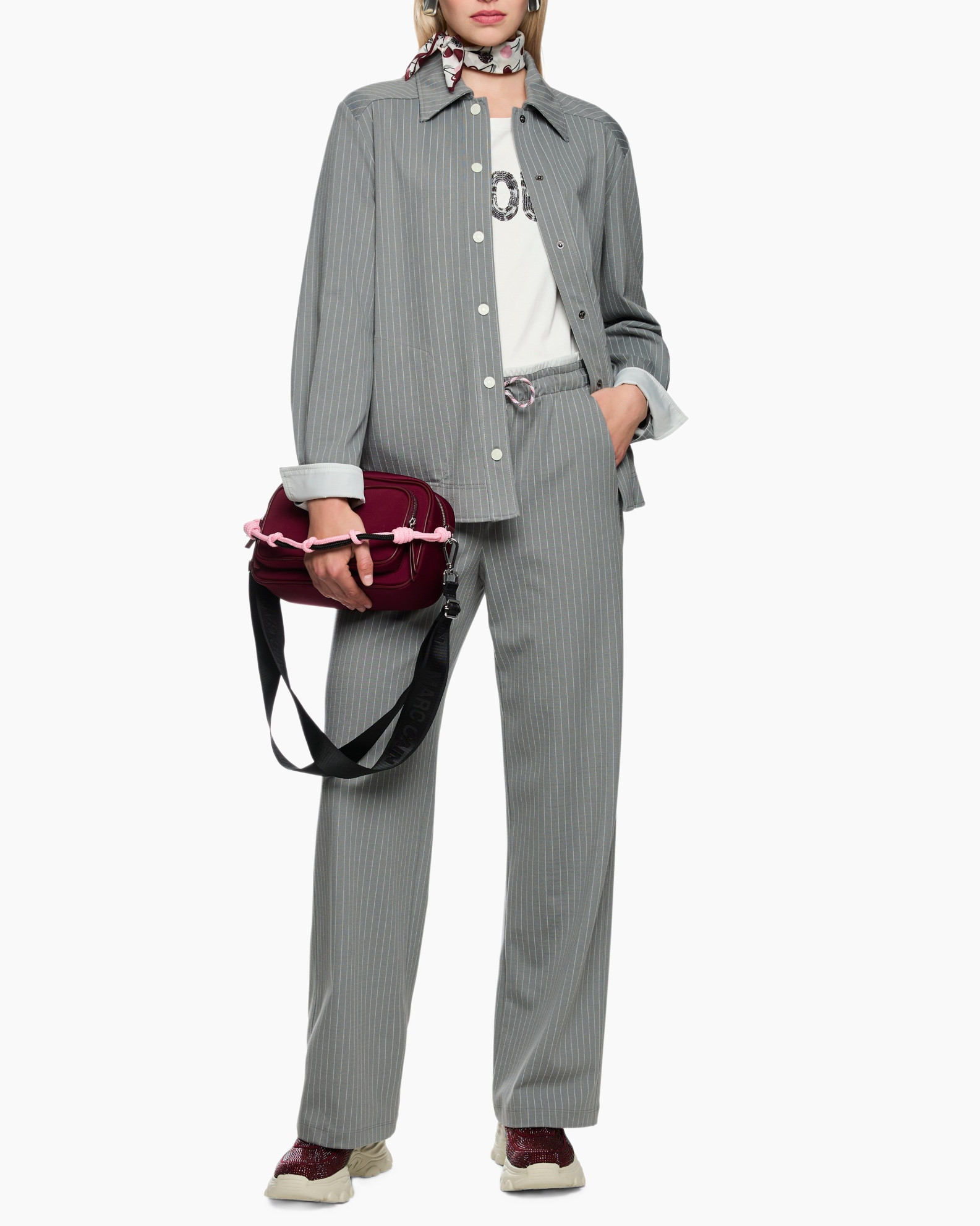 Formele kleding, Kostuum, Jas, Shirt, Lange mouwen