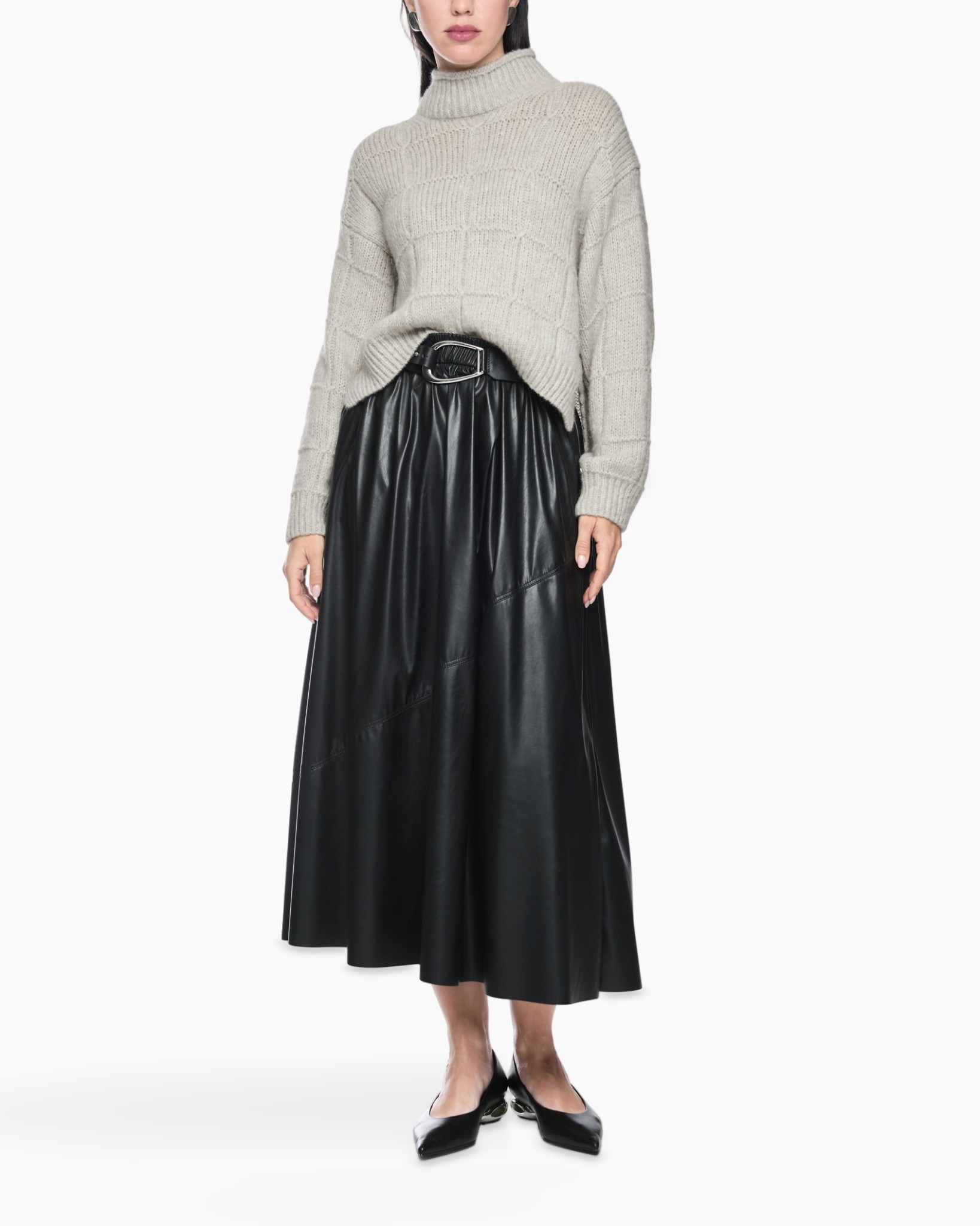 rolkraag, gebreide trui, beige, lagen rok, lange rok