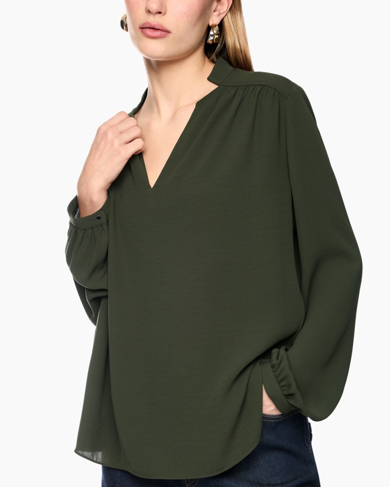olijf groen, blouse, lange mouw, v-hals, losse pasvorm