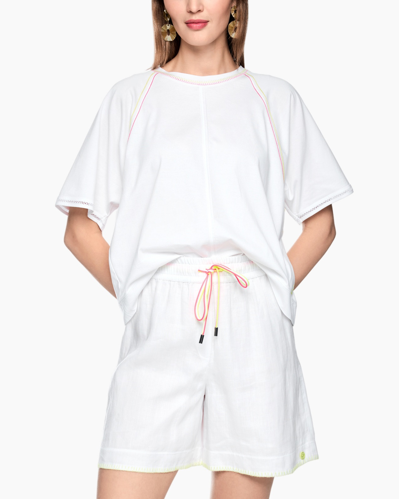 witte, korte broek, touwsluiting, linnen, top