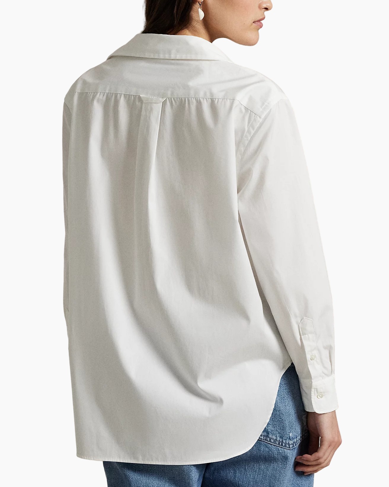 witte blouse, knopen-down, kraag, lange mouwen, spijkerbroek
