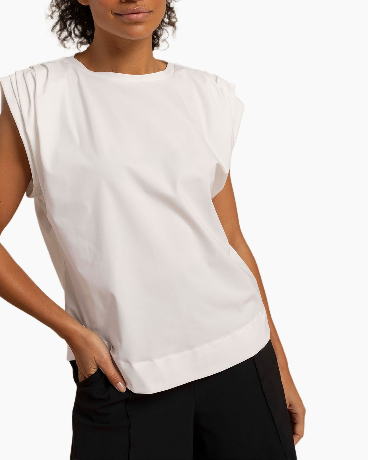 top, wit, mouwloos, tunik, shorts