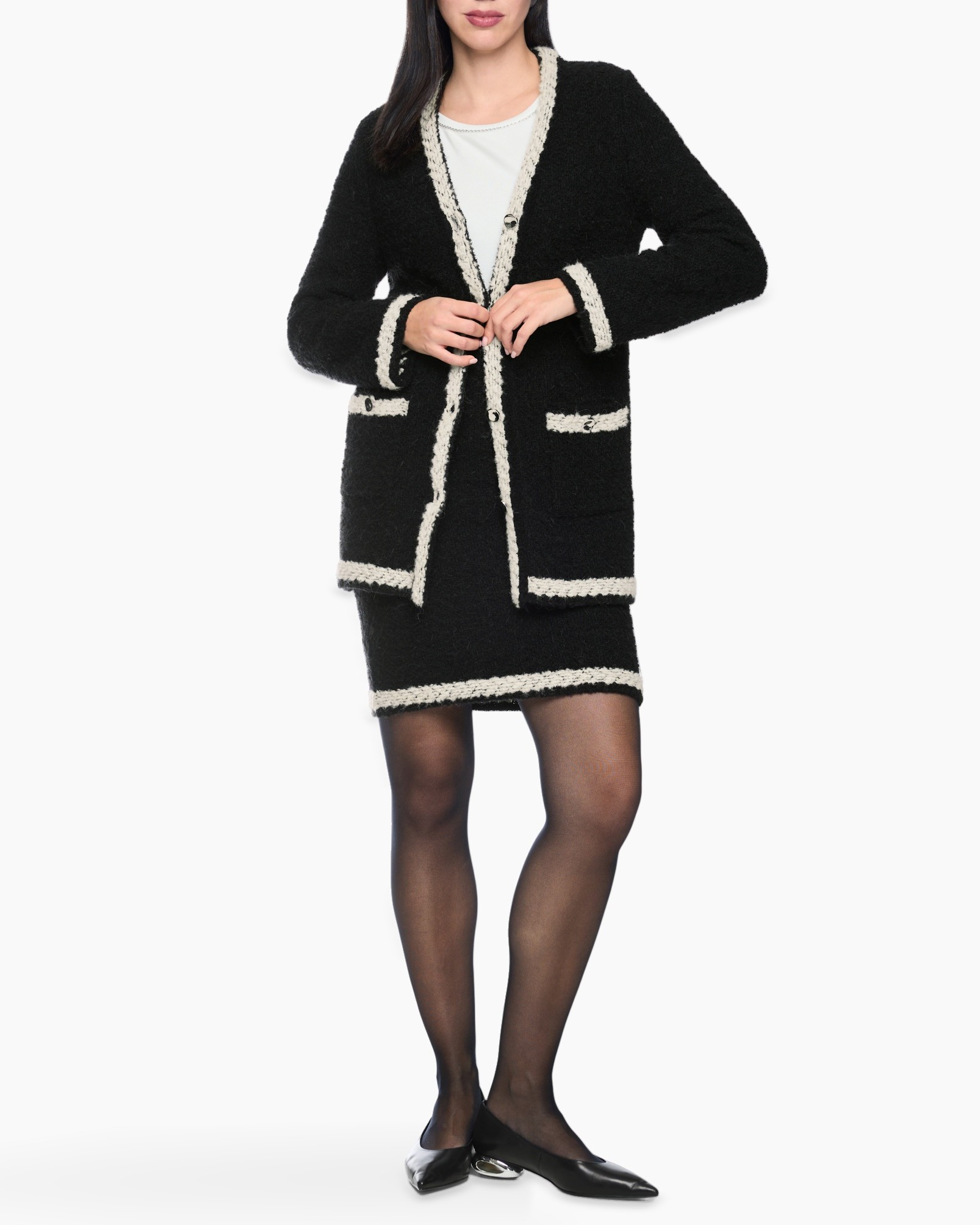 zwart cardigan, bouclé breisel, contrast stiksels, twee zakken, rok outfit set