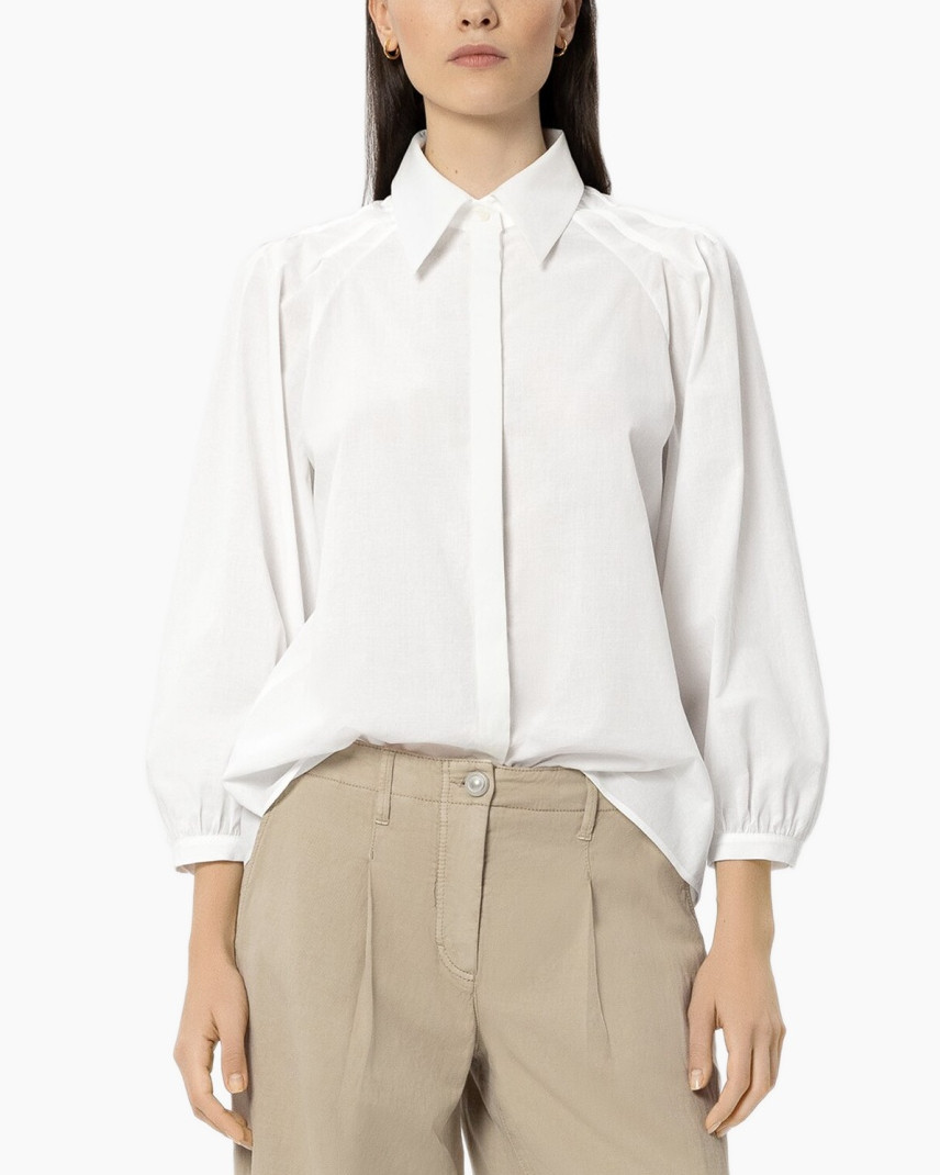 wit shirt, knop-down, kraag, lange mouwen, ruime schouders