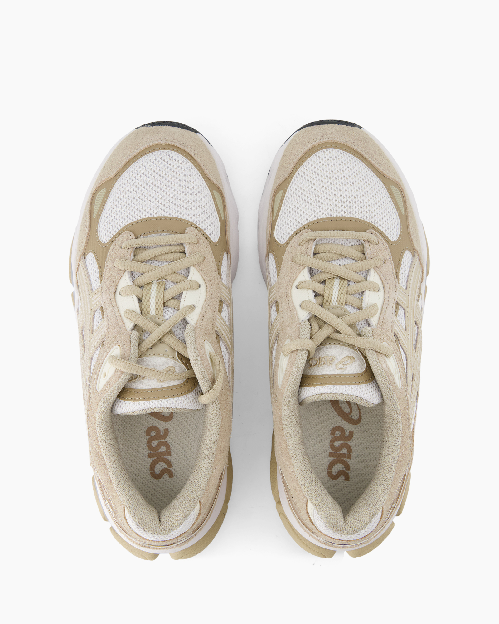 neaker, sportschoen, beige, mesh, veters