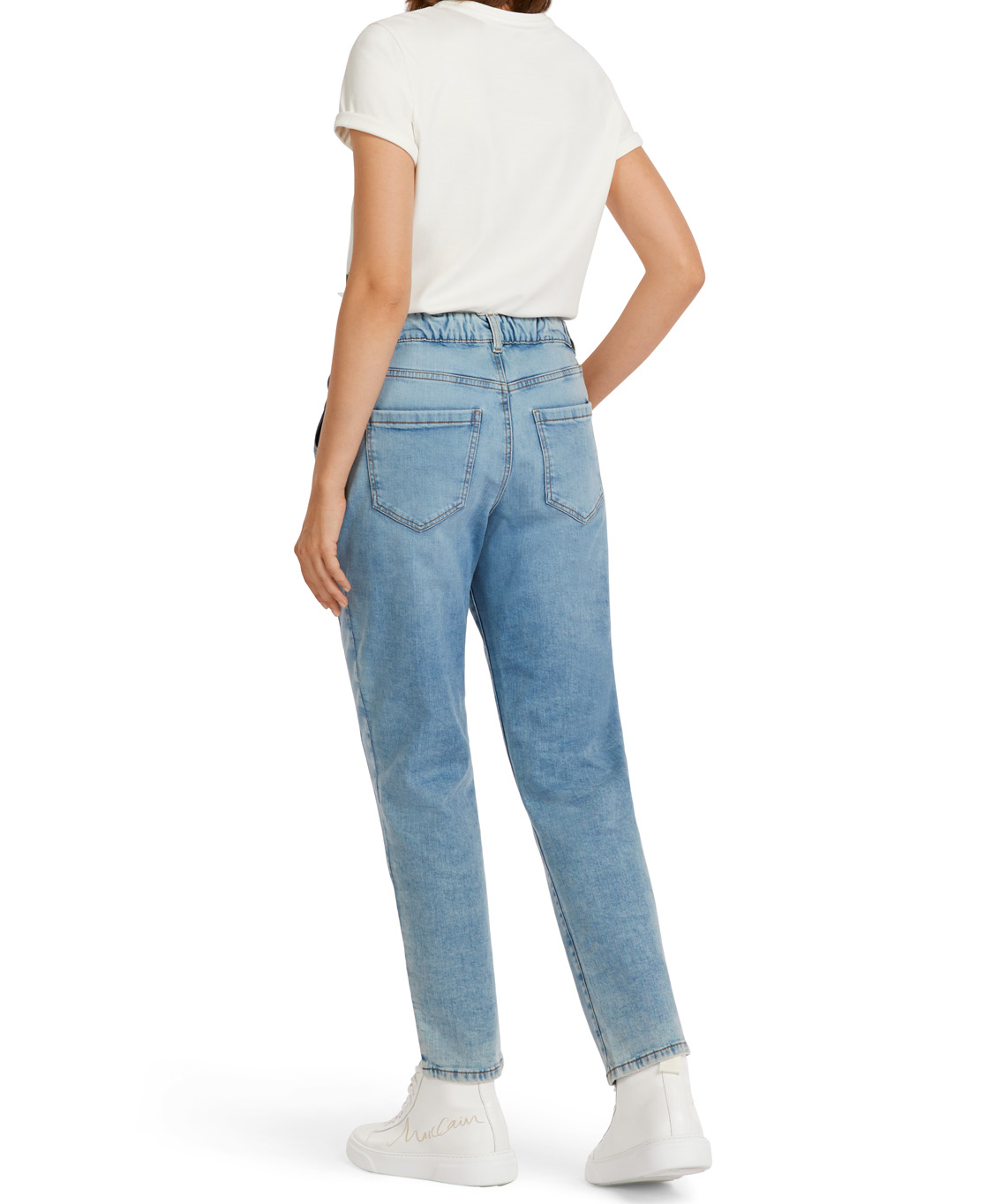 Marccain Collectie Jeans Uc 82.03 D65 Licht Blauw