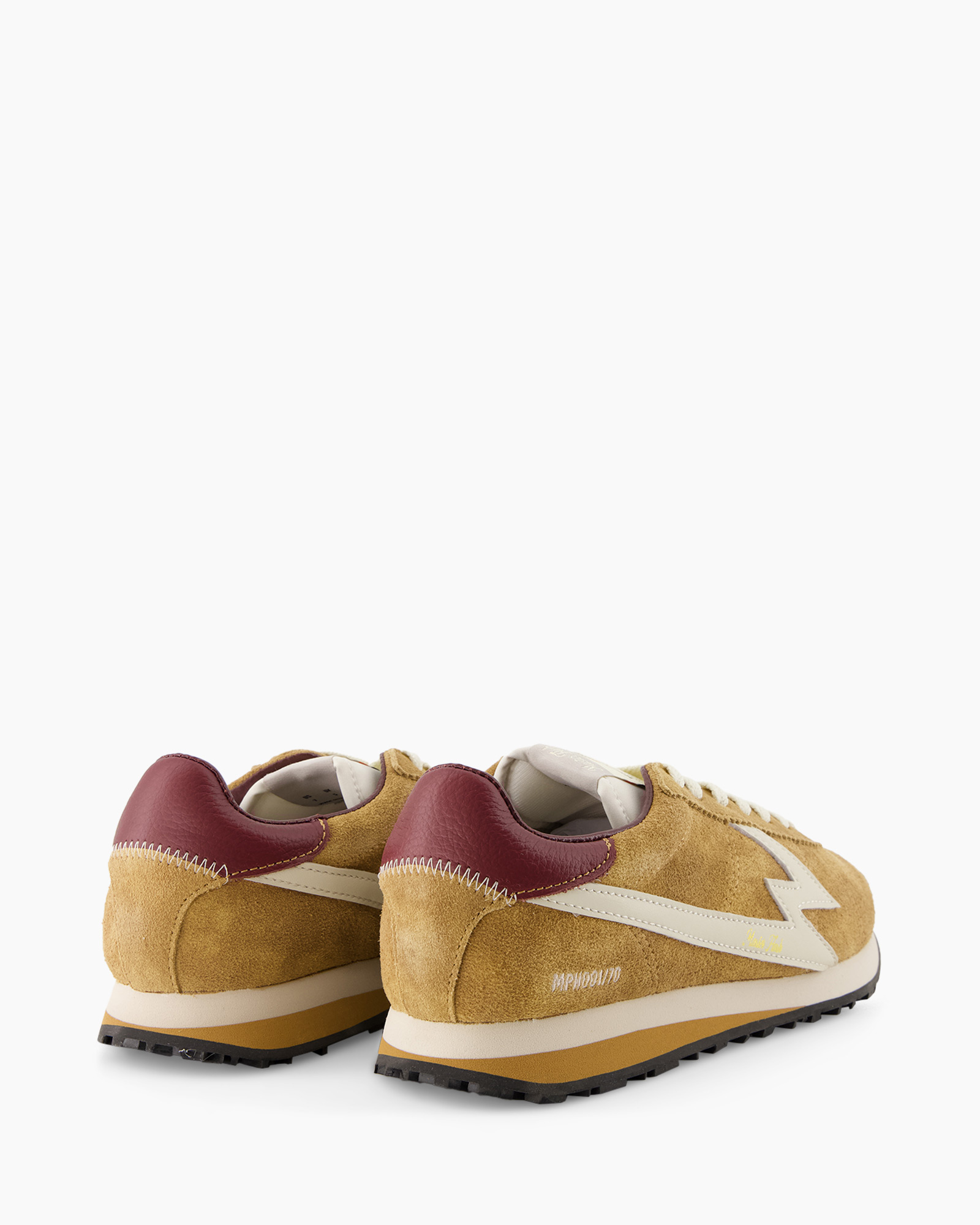 sneakers, suede, bruin, witte lijn, gestikte hiel
