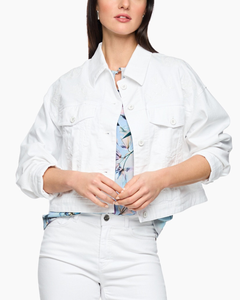 white denim jacket,  cropped jacket,  button front,  long sleeves,  pockets