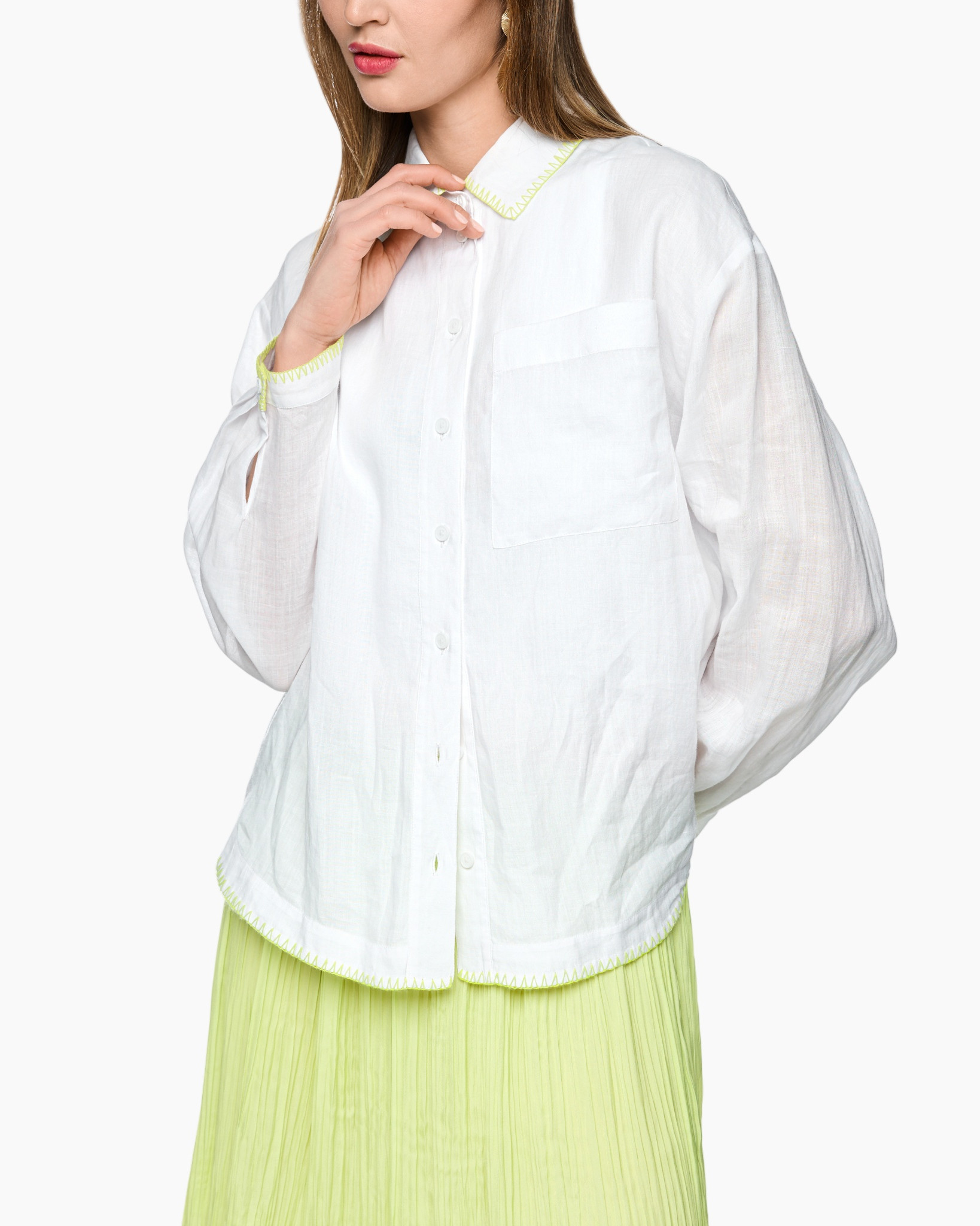 witte blouse, knopen blouse, kraag, lange mouw, linnen