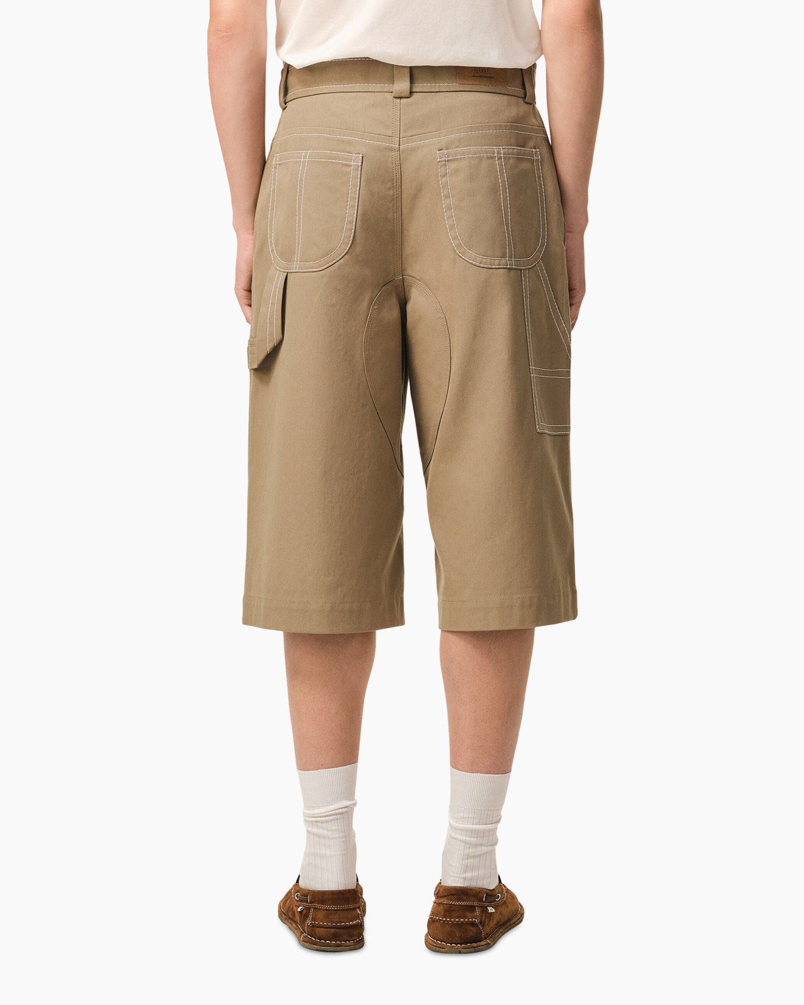 Kleding, Korte broek, Kaki, Persoon, Schoen