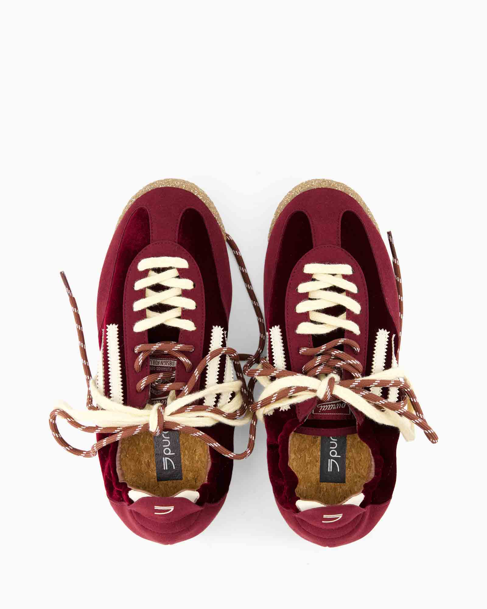 schoenen, sneakers, velvet/fluweel, rood, veters