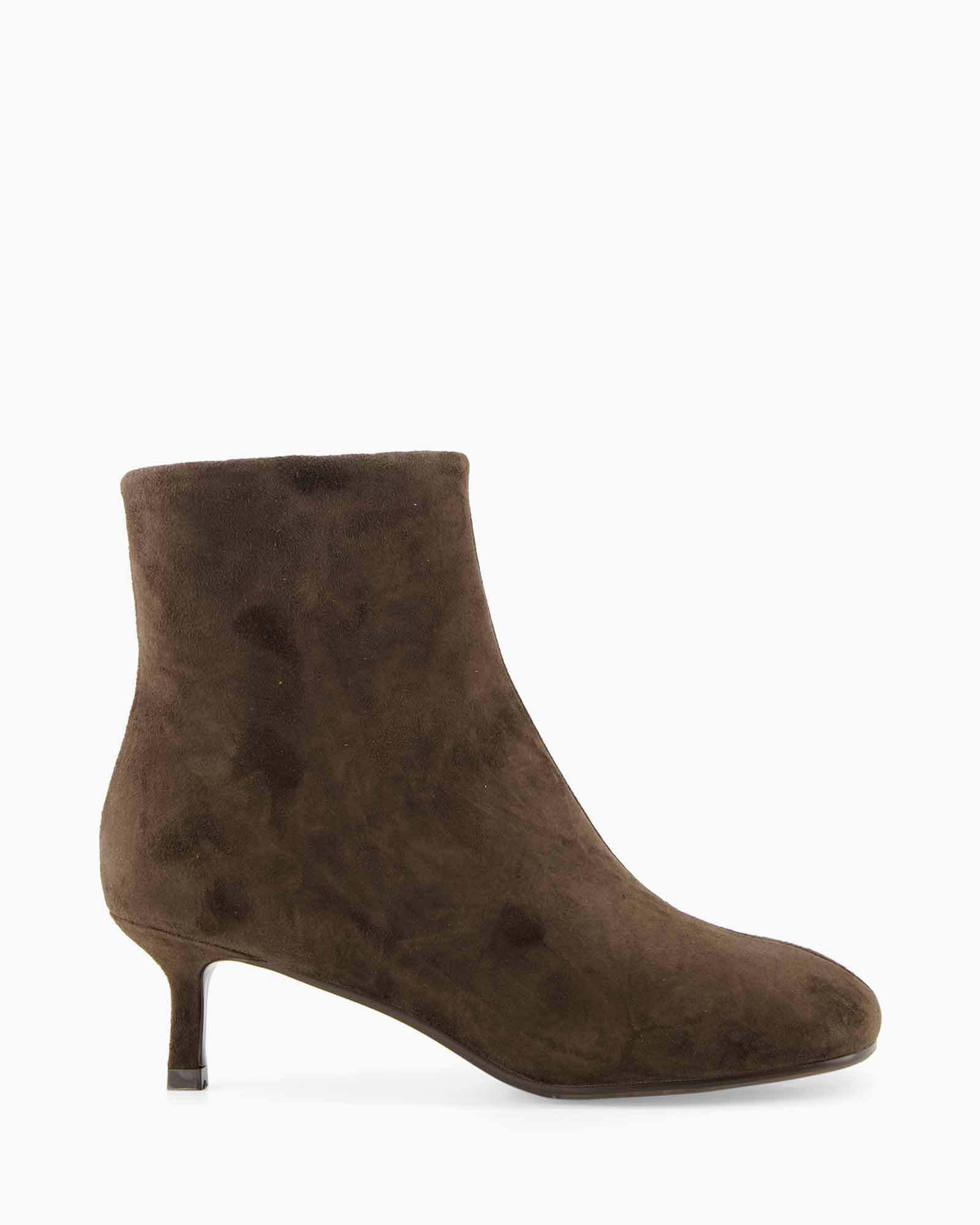 enkellaars, suede, bruin, kittenshak, middenhak
