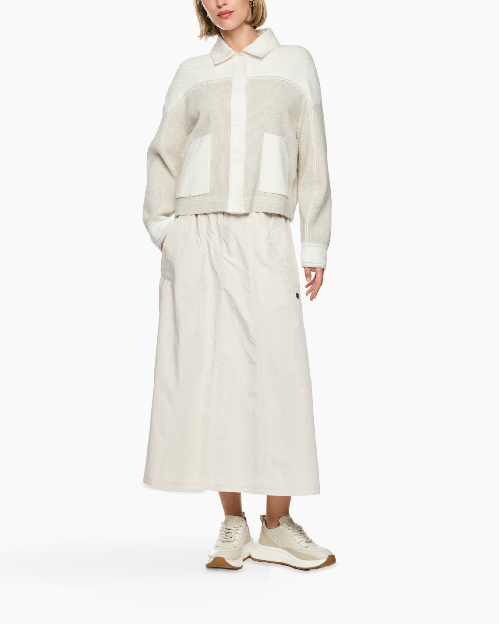 cardigan, veston geknipt, zakken, breisel, neutrale kleuren