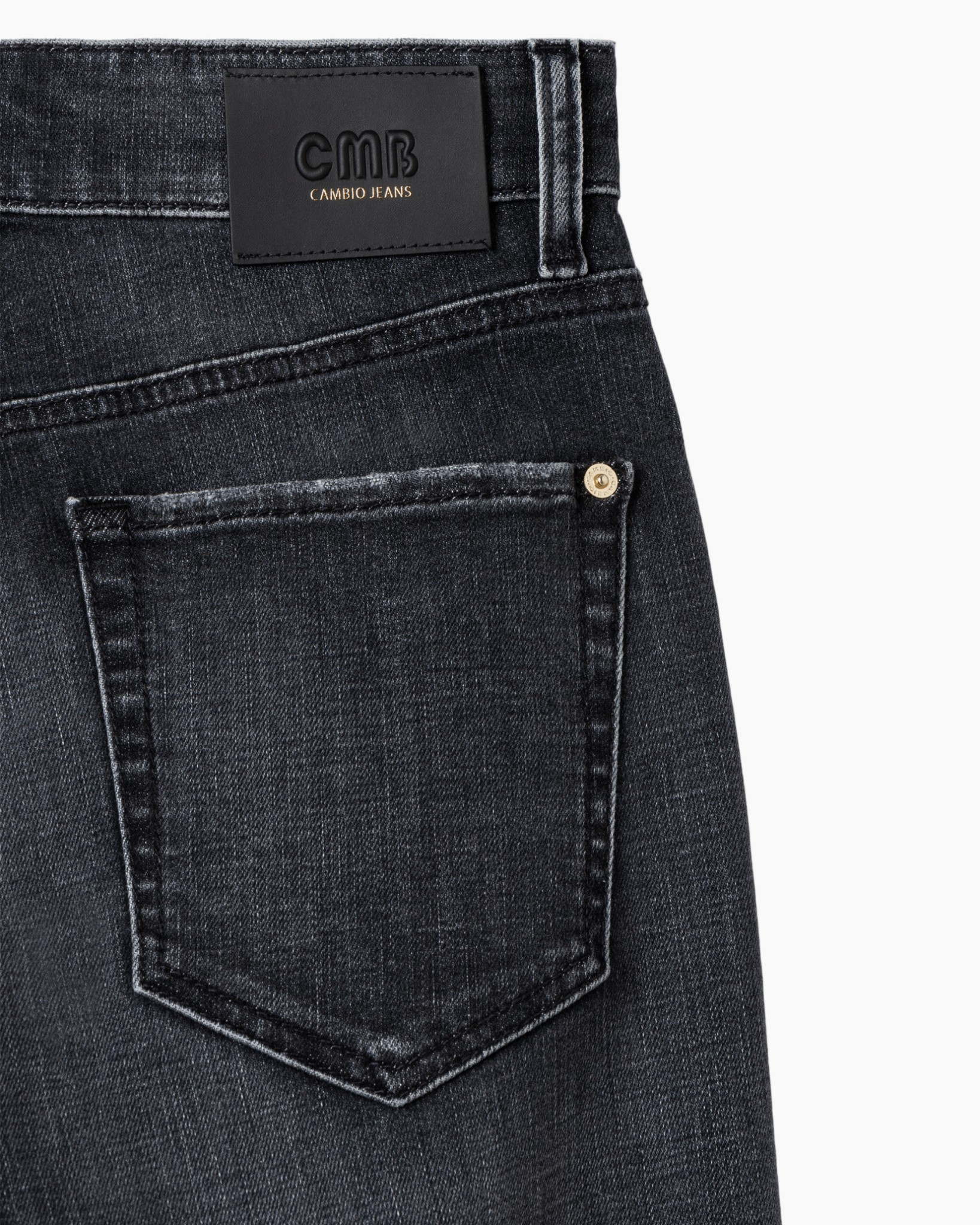 Denim,  jeans,  achterzak,  donkere wassing,  label patches