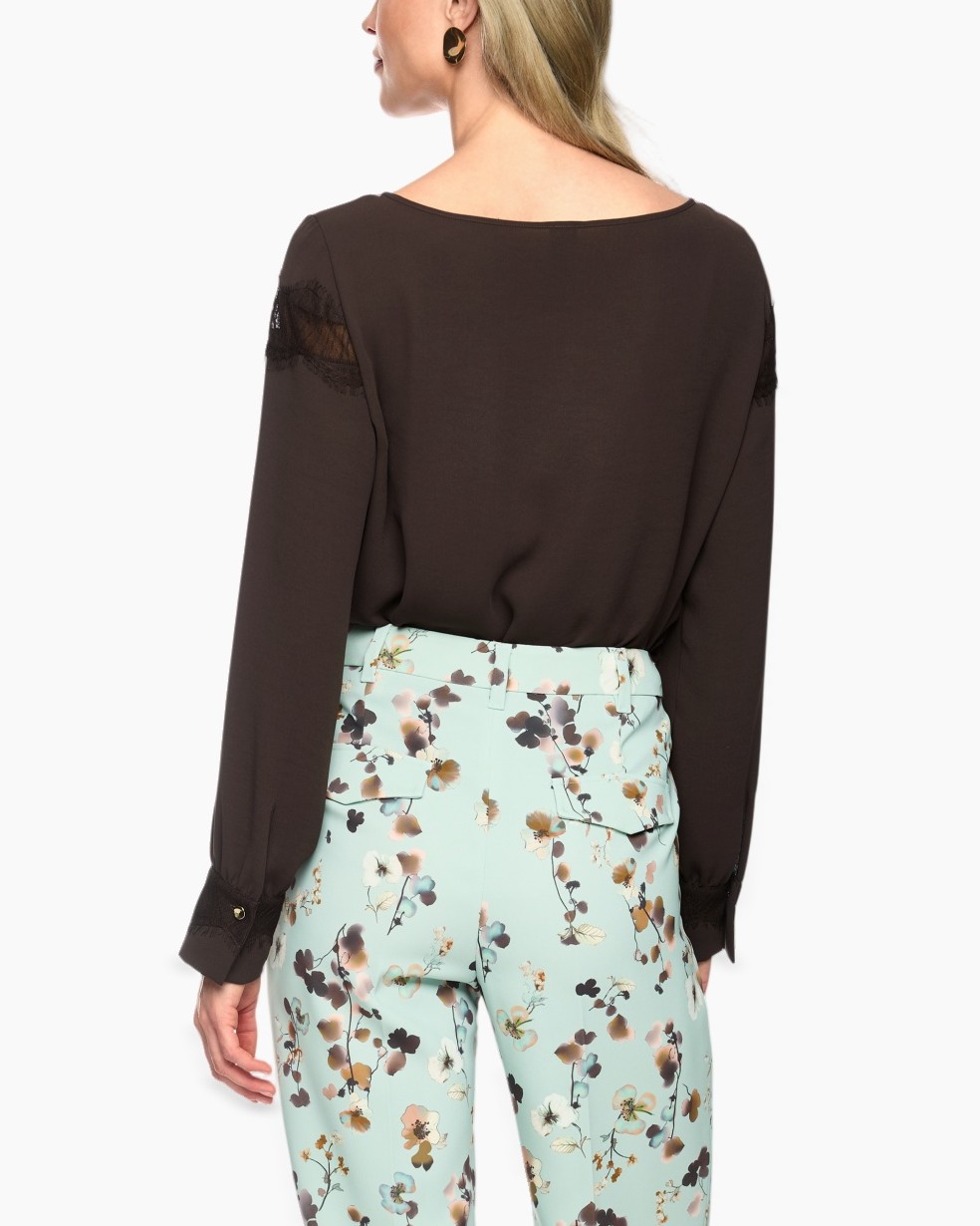 blouse, lange mouw, kantdetail, bruin, mint bloemige broek