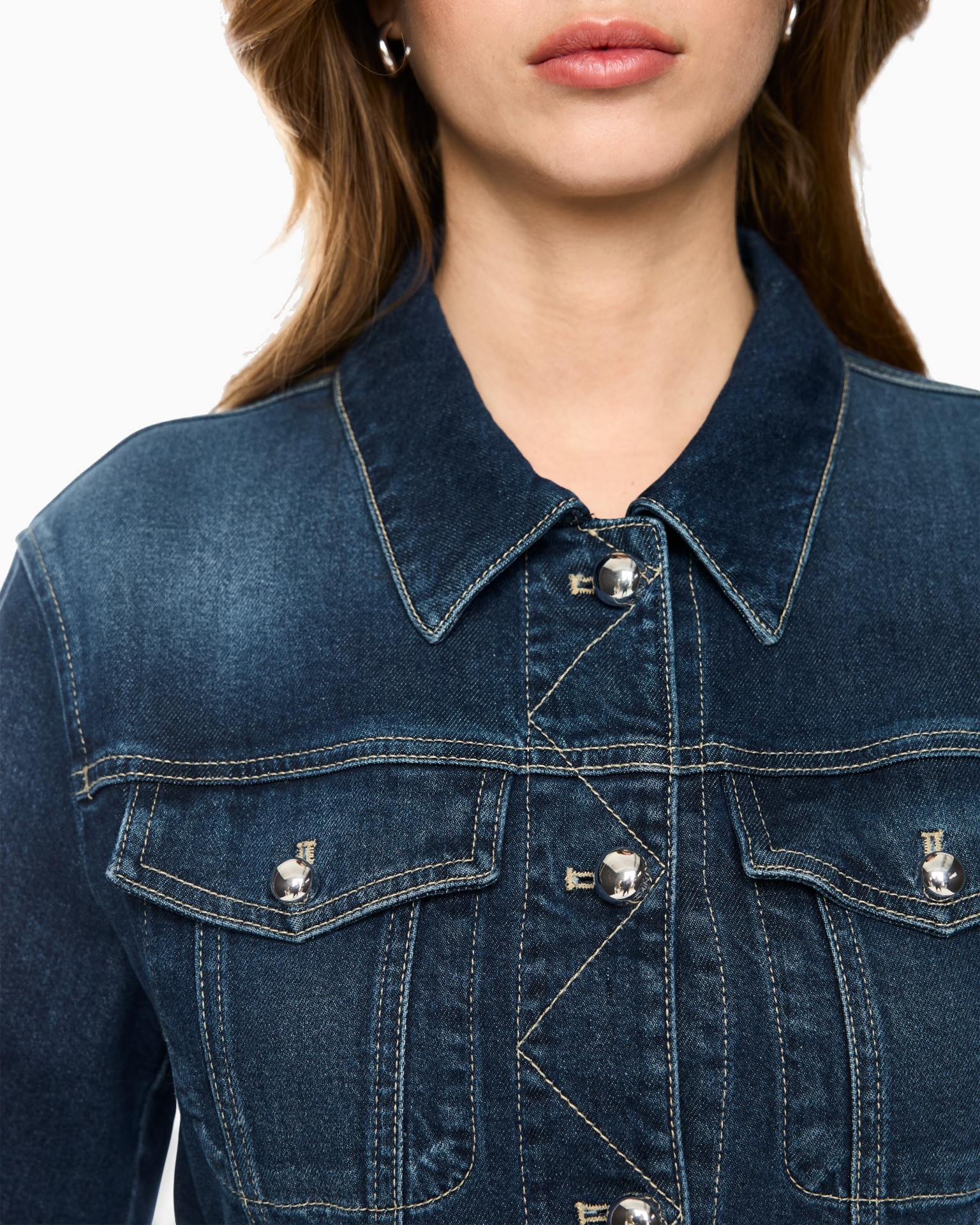 denim, jasje van denim, denim overhemd, metaalknopen, kraagjasje