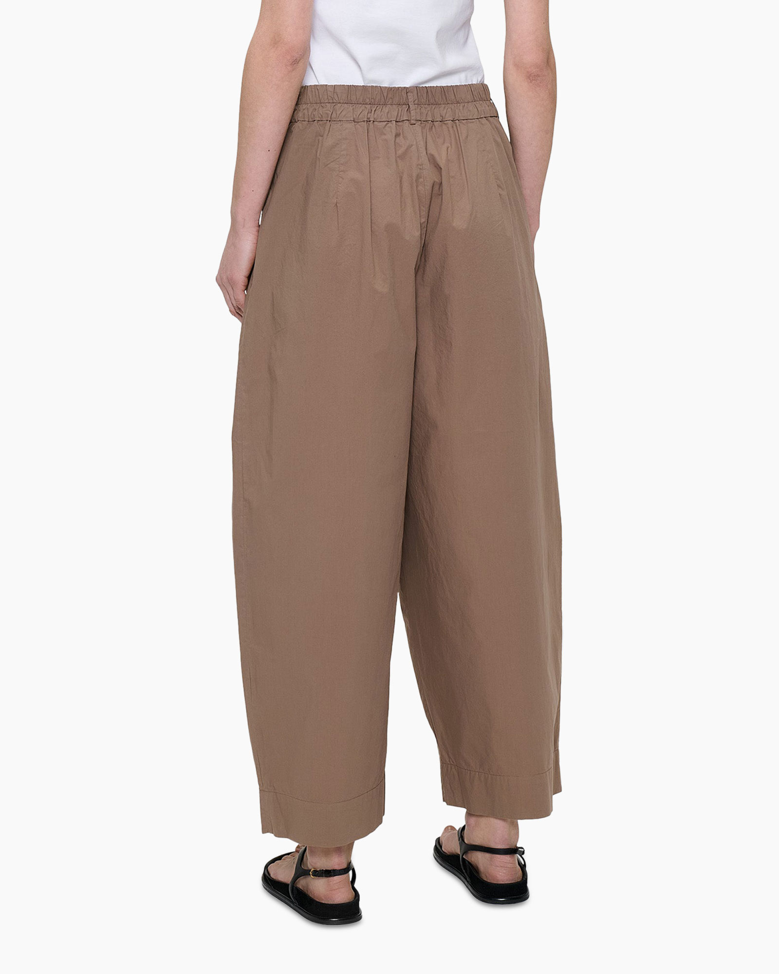 waist-high, tan pants, wide-leg, culotte, front pleats