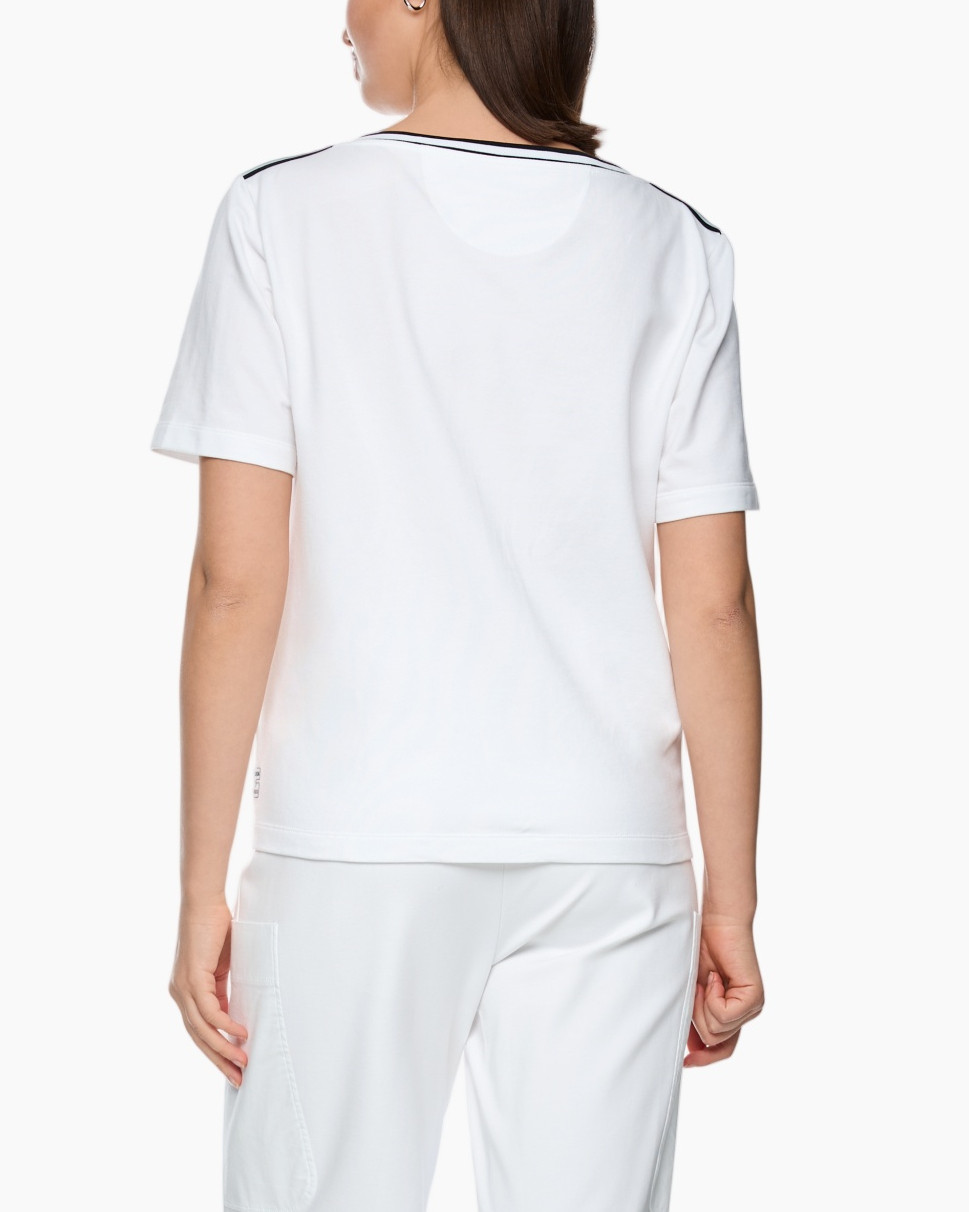 t-shirt, white, short sleeves, crew neck, graphic print