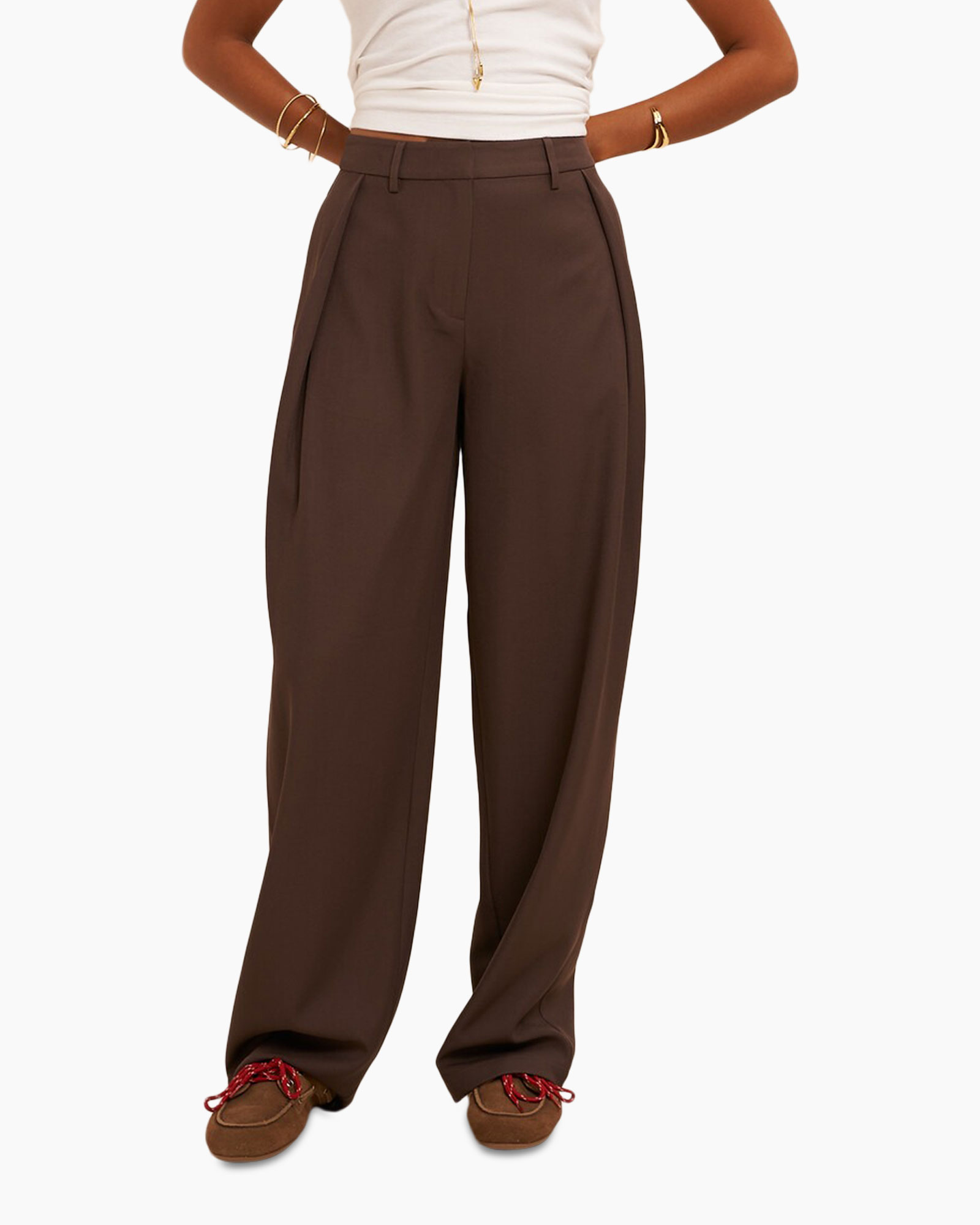 broek, wijderep, bruin, plooien, riempje