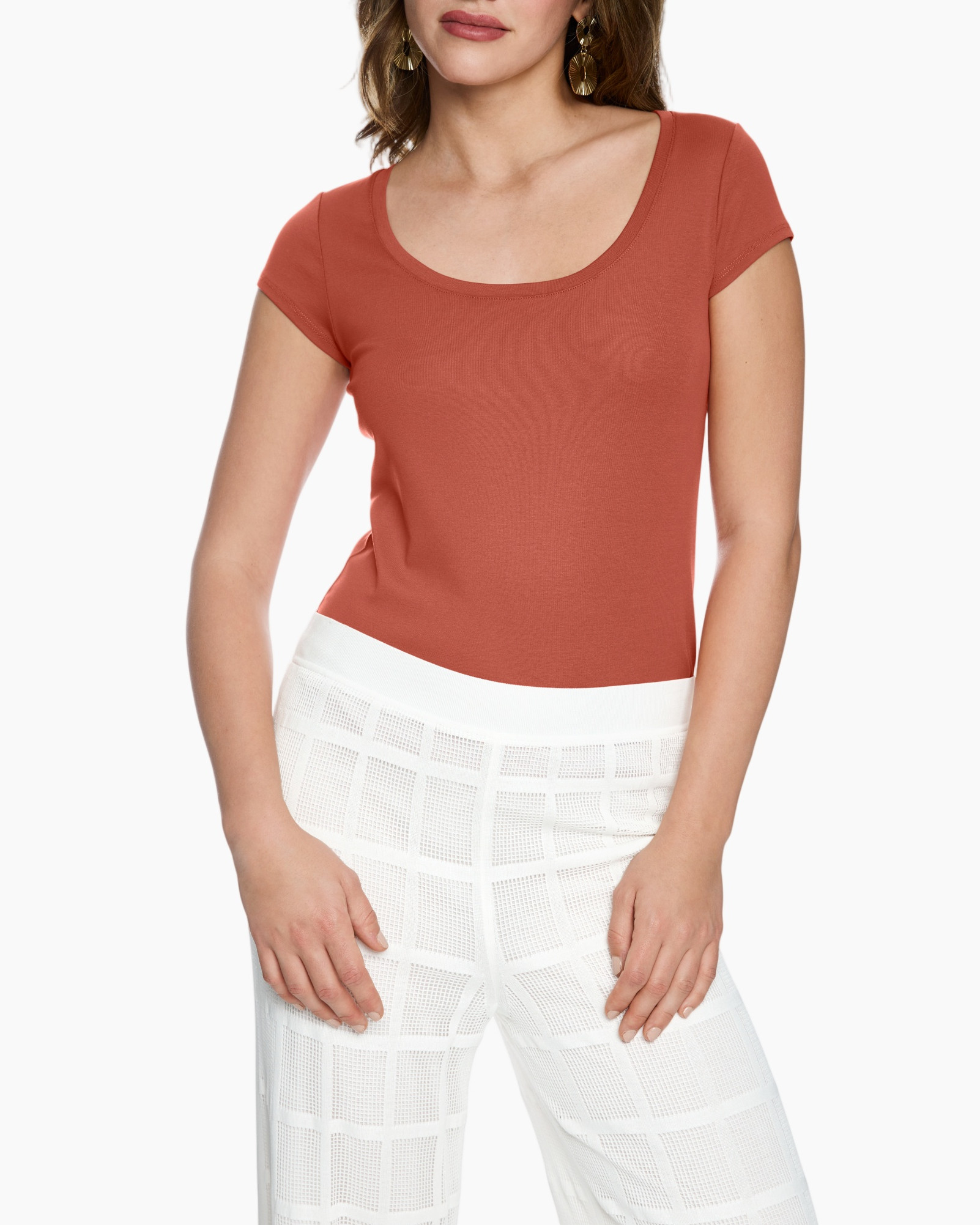 t-shirt, solid, short-sleeve, round-neck, rust