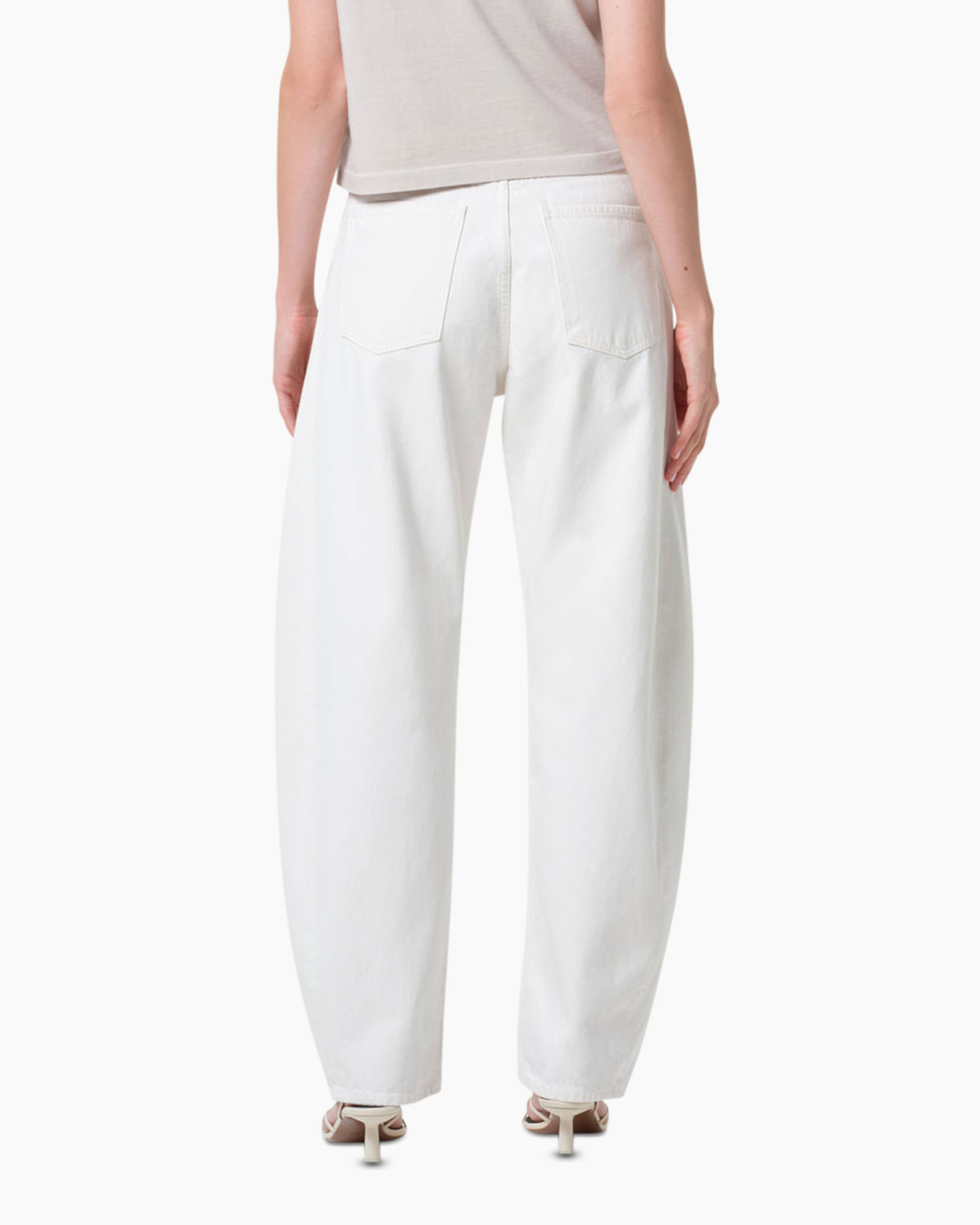 witte jeans, wijd uitlopende pasvorm, hoge taille, katoen, enkellengte