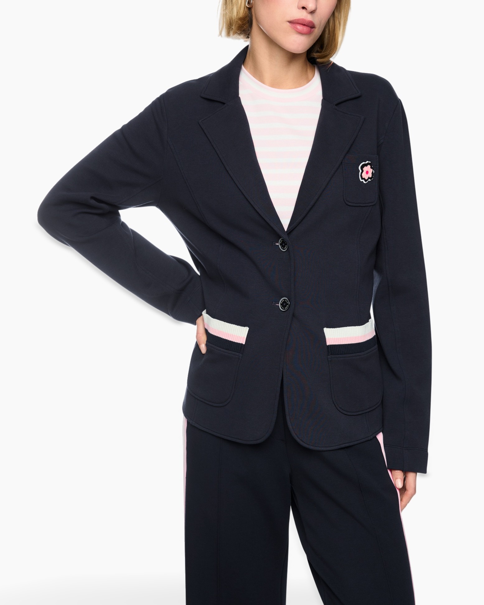 blazer, blazer marine, accents rose, poches avant, blazer style gilet