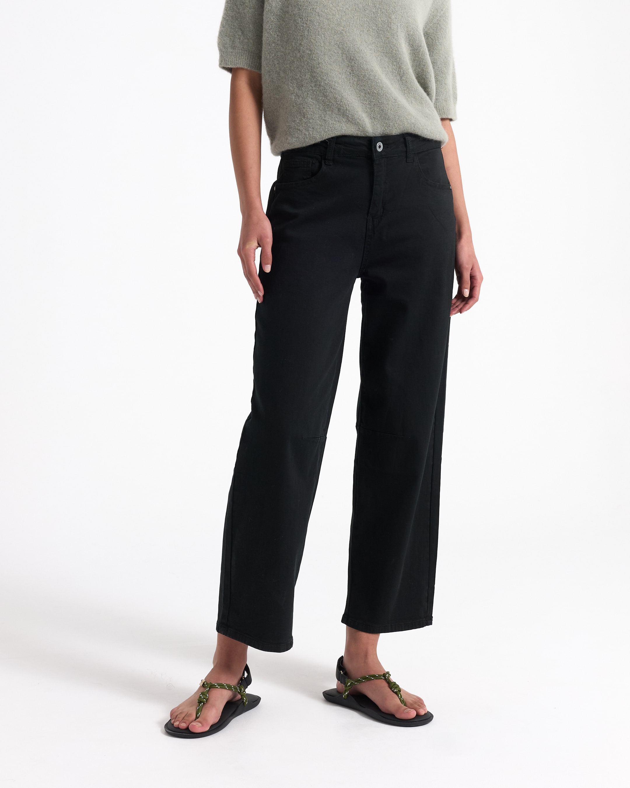 top, knit, gray, short sleeves, wide-leg pants
