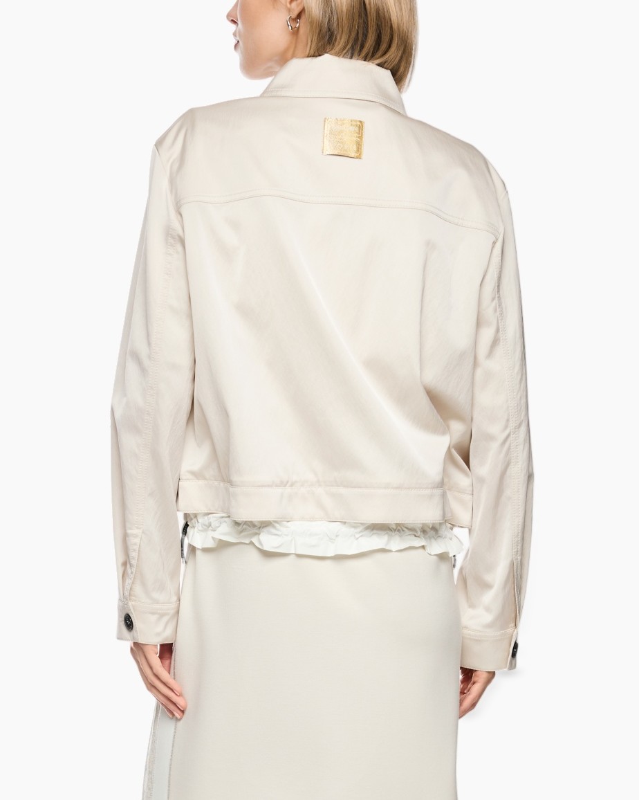 jas, beige, kraag, lange mouw, achterkant