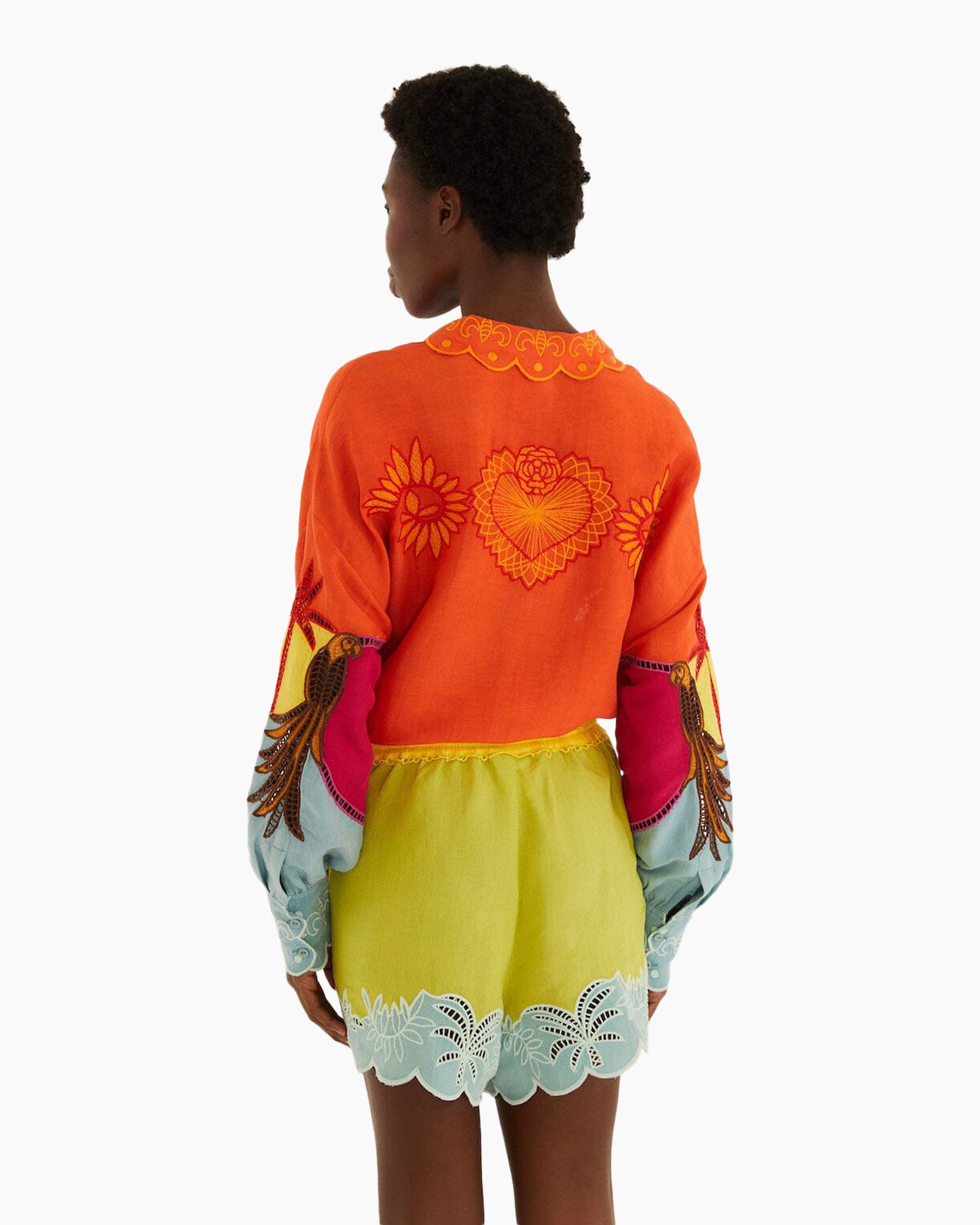 geborduurd,  kleurrijk, lange mouwen, shorts, top met jurkachtig ontwerp